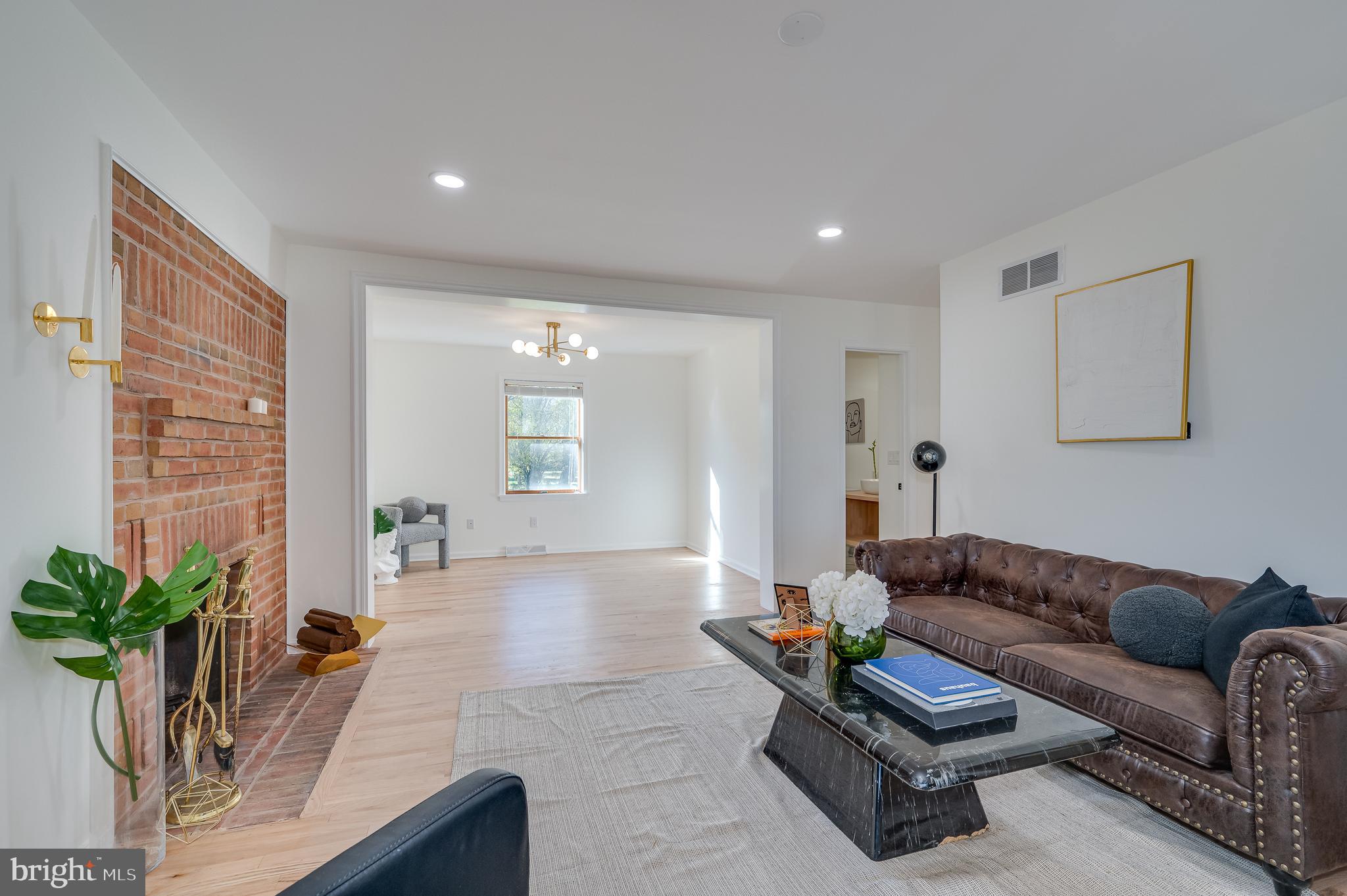 GLENDALE ESTATES - Residential