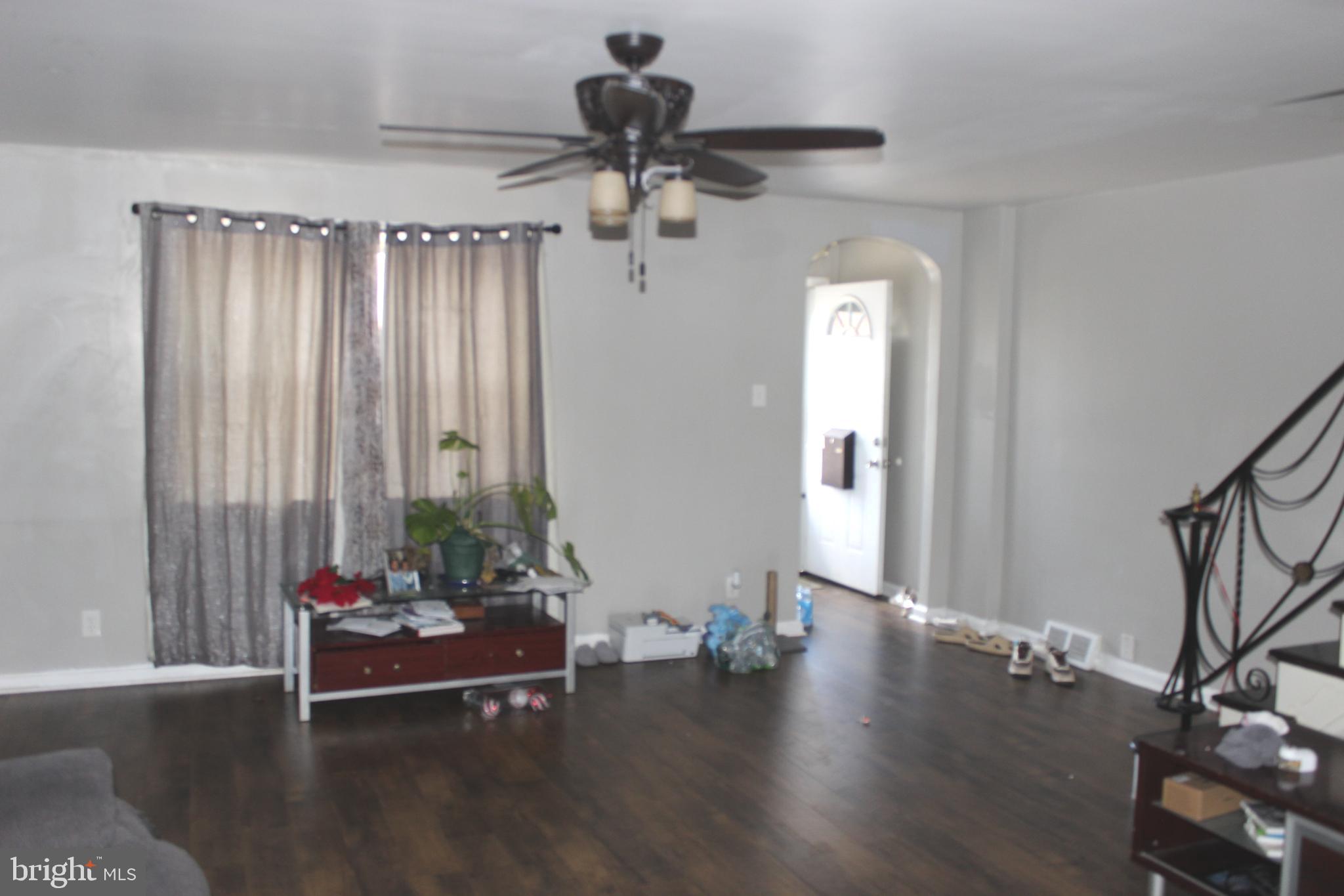 LAWNCREST - Residential Income