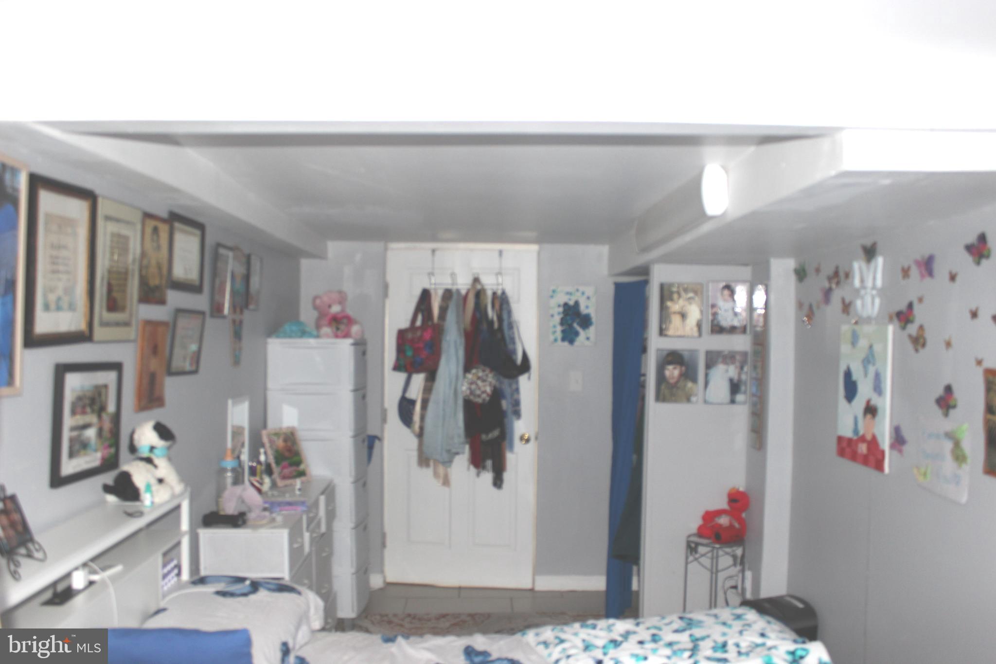 LAWNCREST - Residential Income