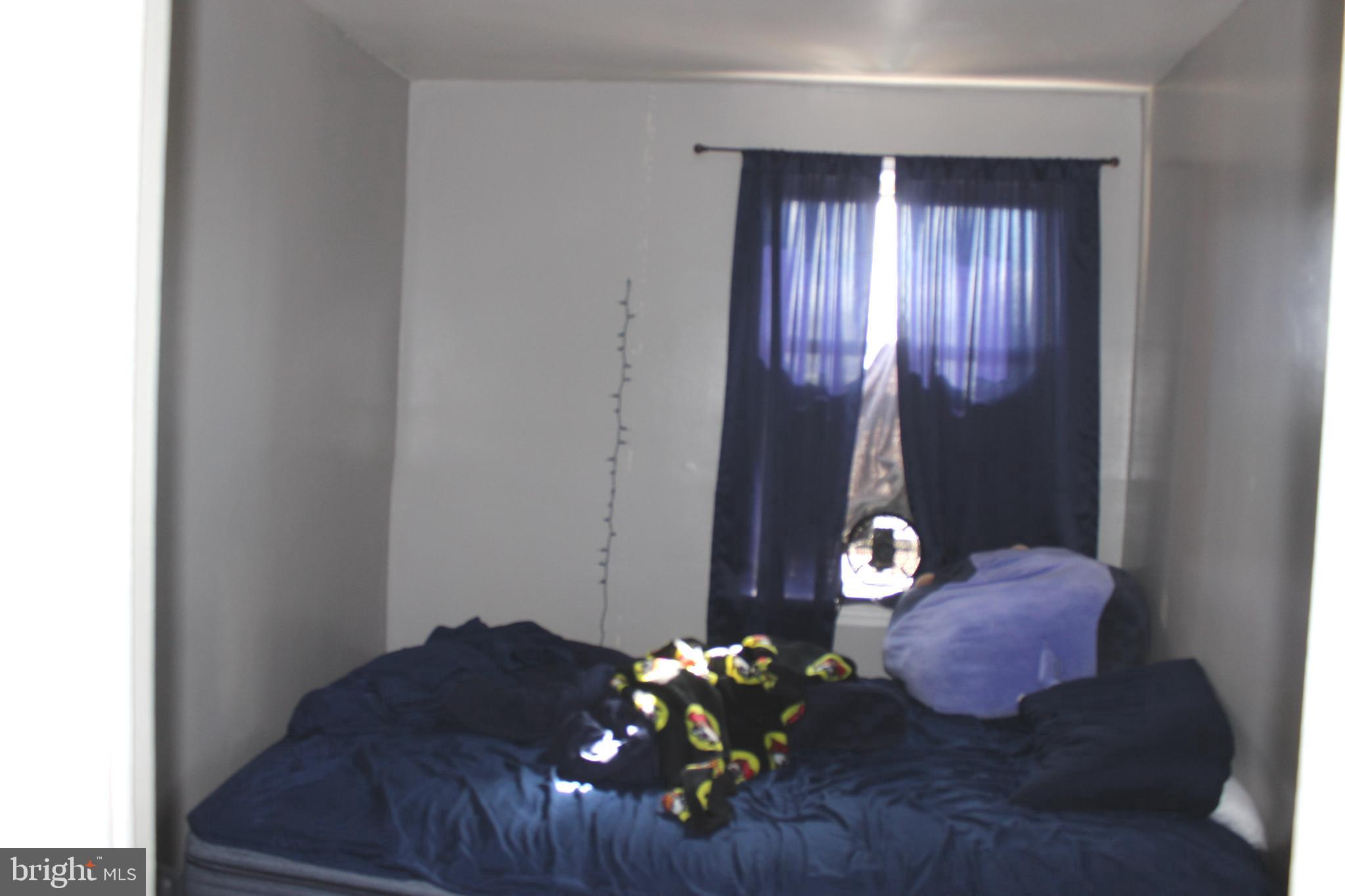 LAWNCREST - Residential Income