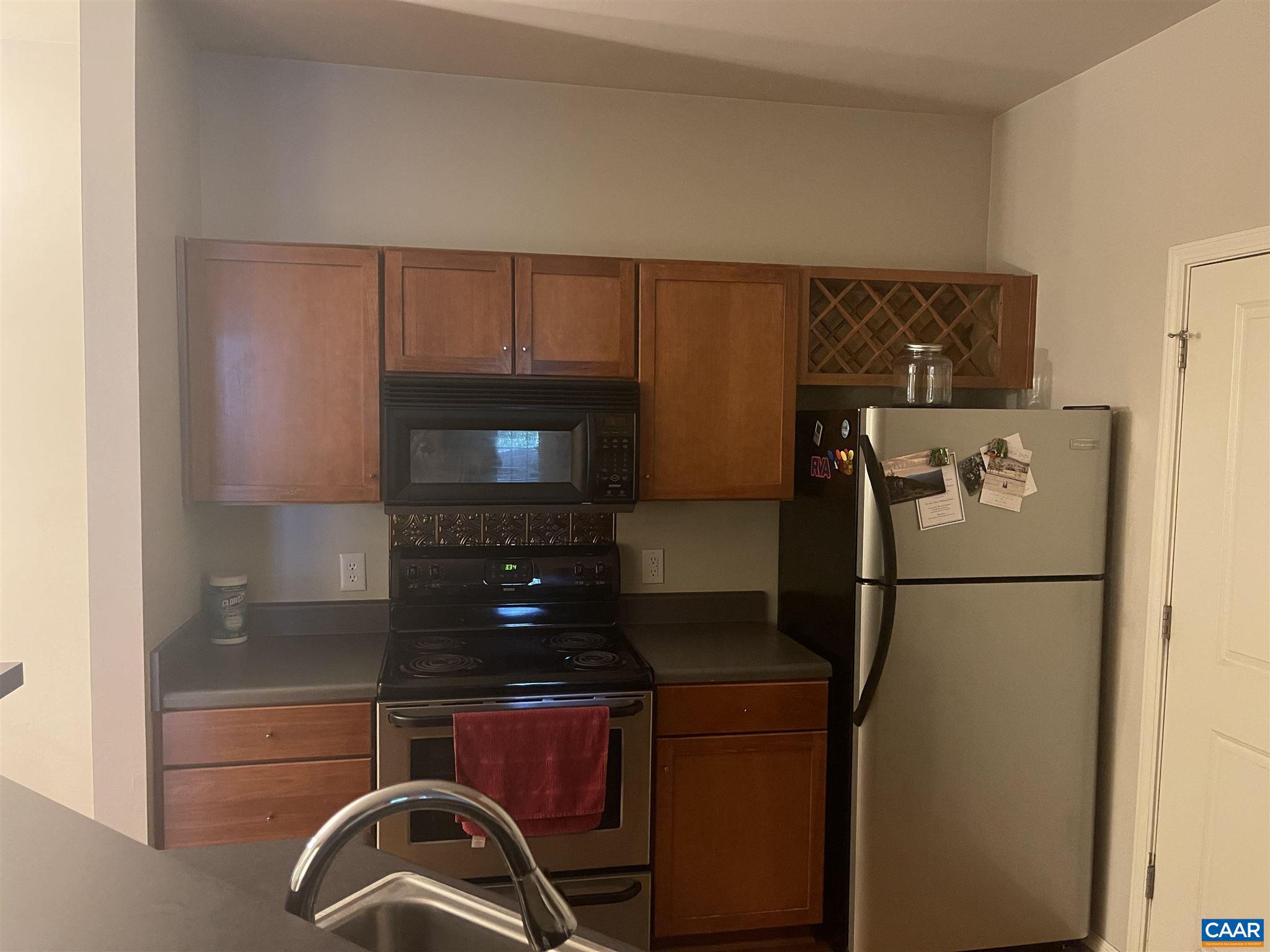 WALKER SQUARE CONDOS - Residential Lease