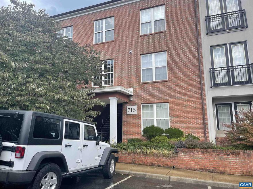 Available 6/1! Wonderful ground floor two bedrooms and two bath Walker Square condominium. Special features of this condominium include hardwood floors throughout, master bedroom suite, another on-suite bedroom and outdoor patio. Living in the ground floor affords an outdoor living space while the upper floors do not. Walker Square amenities include pool, fitness center, business center, community room, dining area and full kitchen. Walker Square is located conveniently to UVA, UVA Hospital as well as all of the restaurants and shops along the Main Street corridor and theHistoric Downtown Mall.