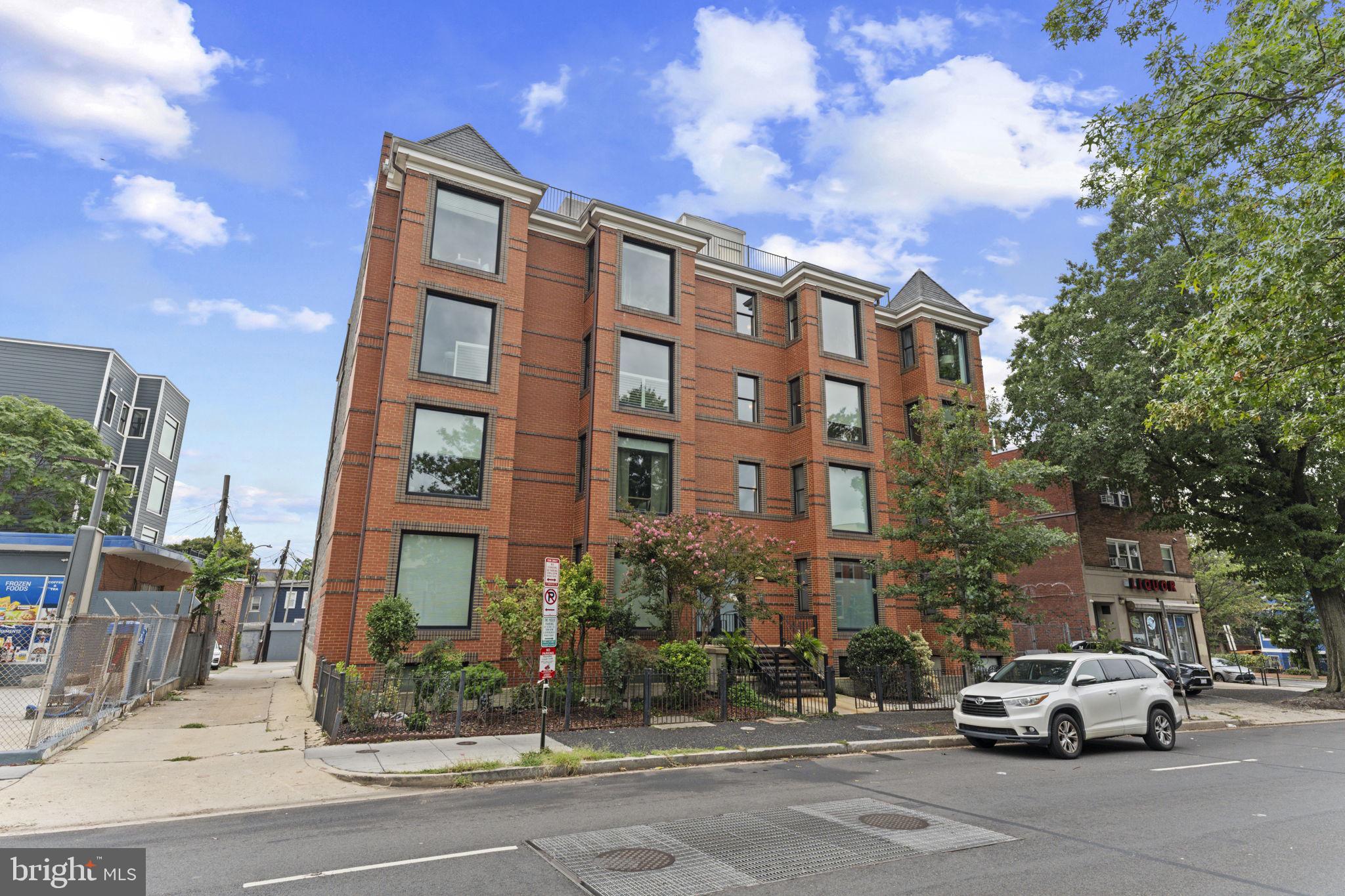 440 RHODE ISLAND AVENUE NW 203