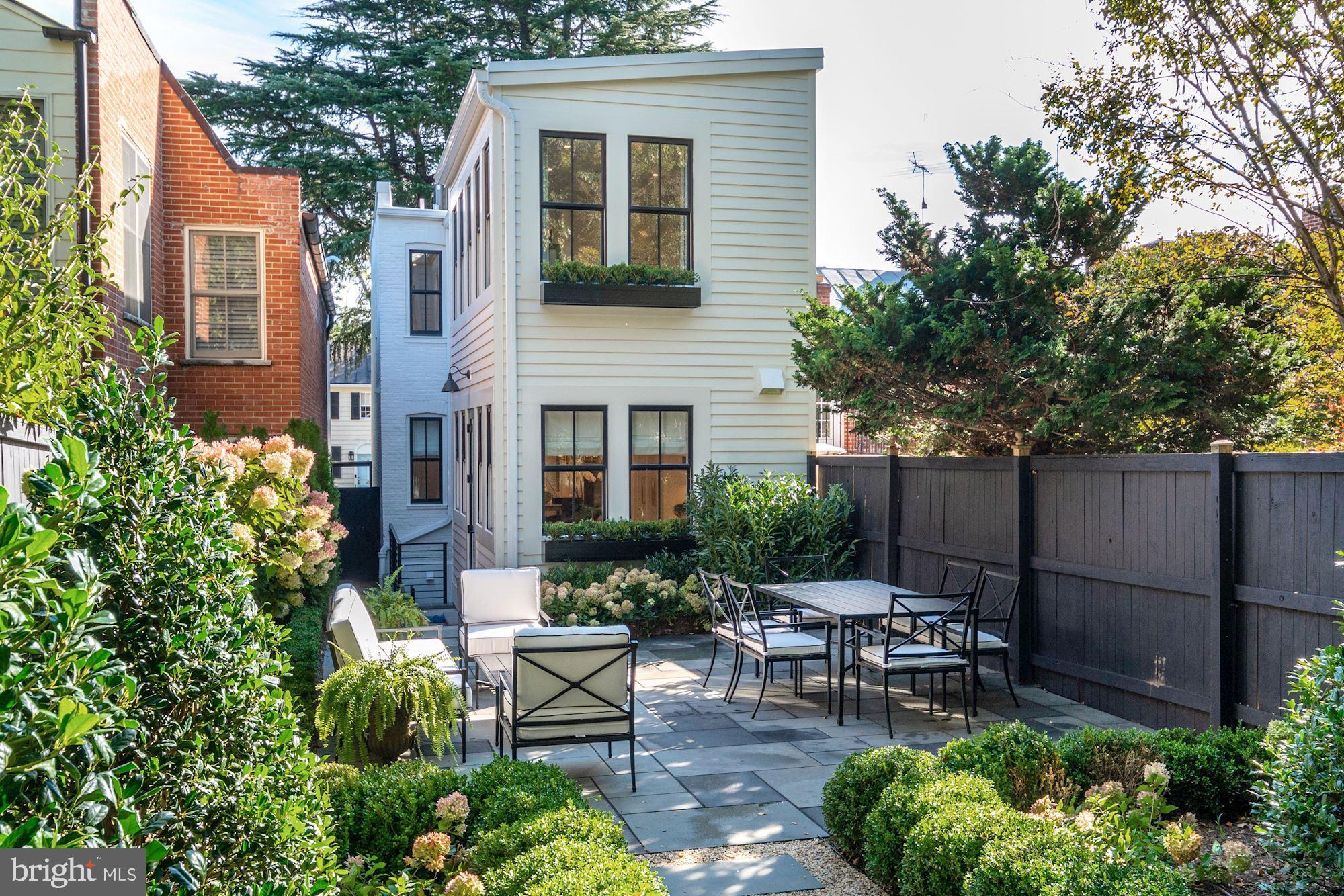 GEORGETOWN - Residential