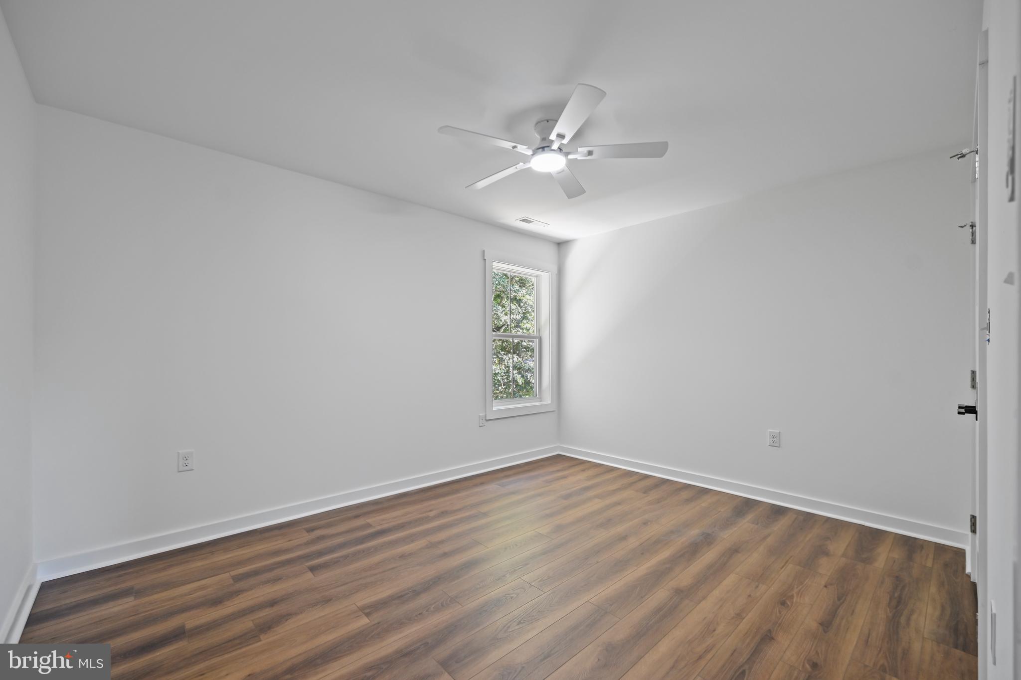 HOLLY HILL - Residential