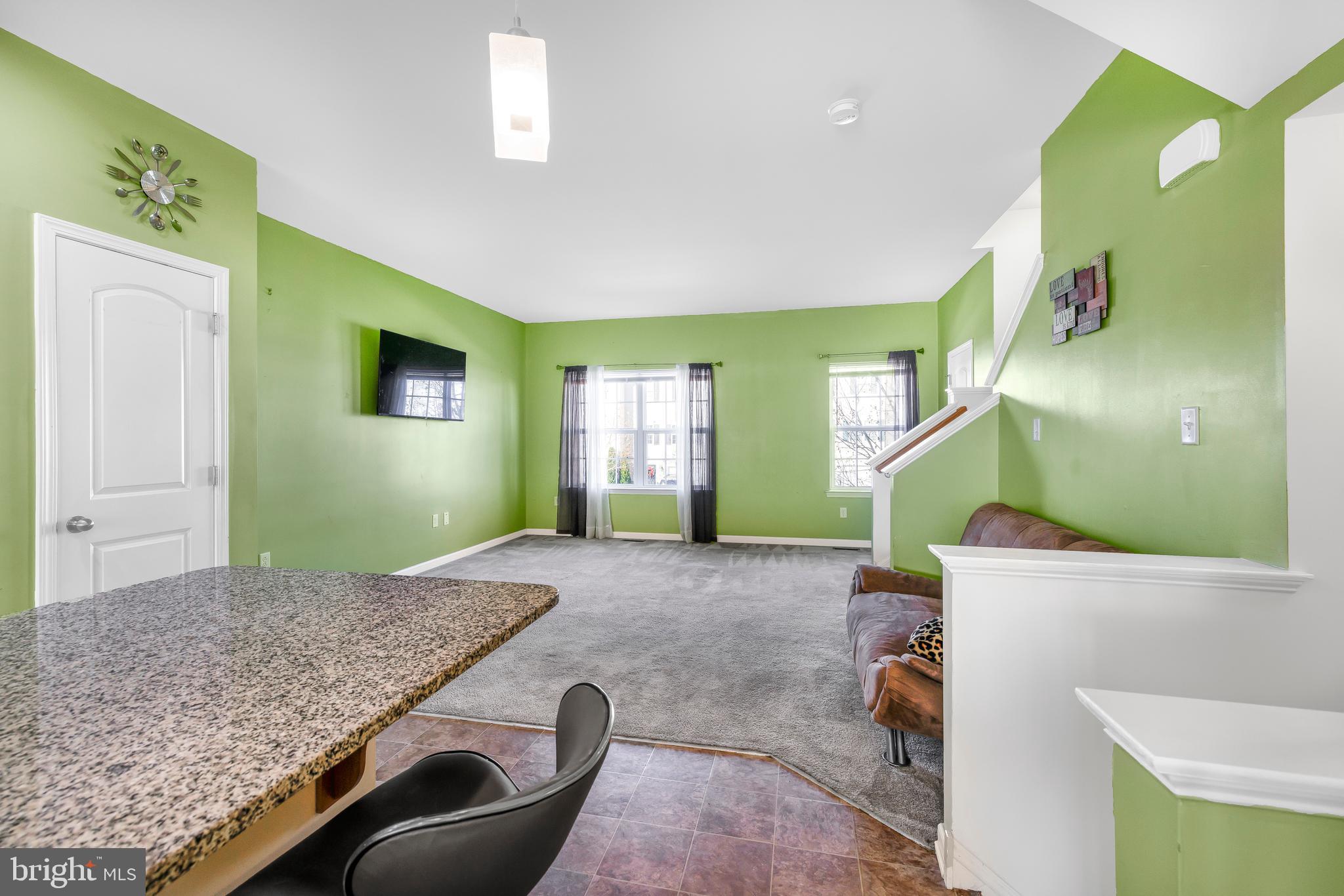 HYETTS CROSSING - Residential