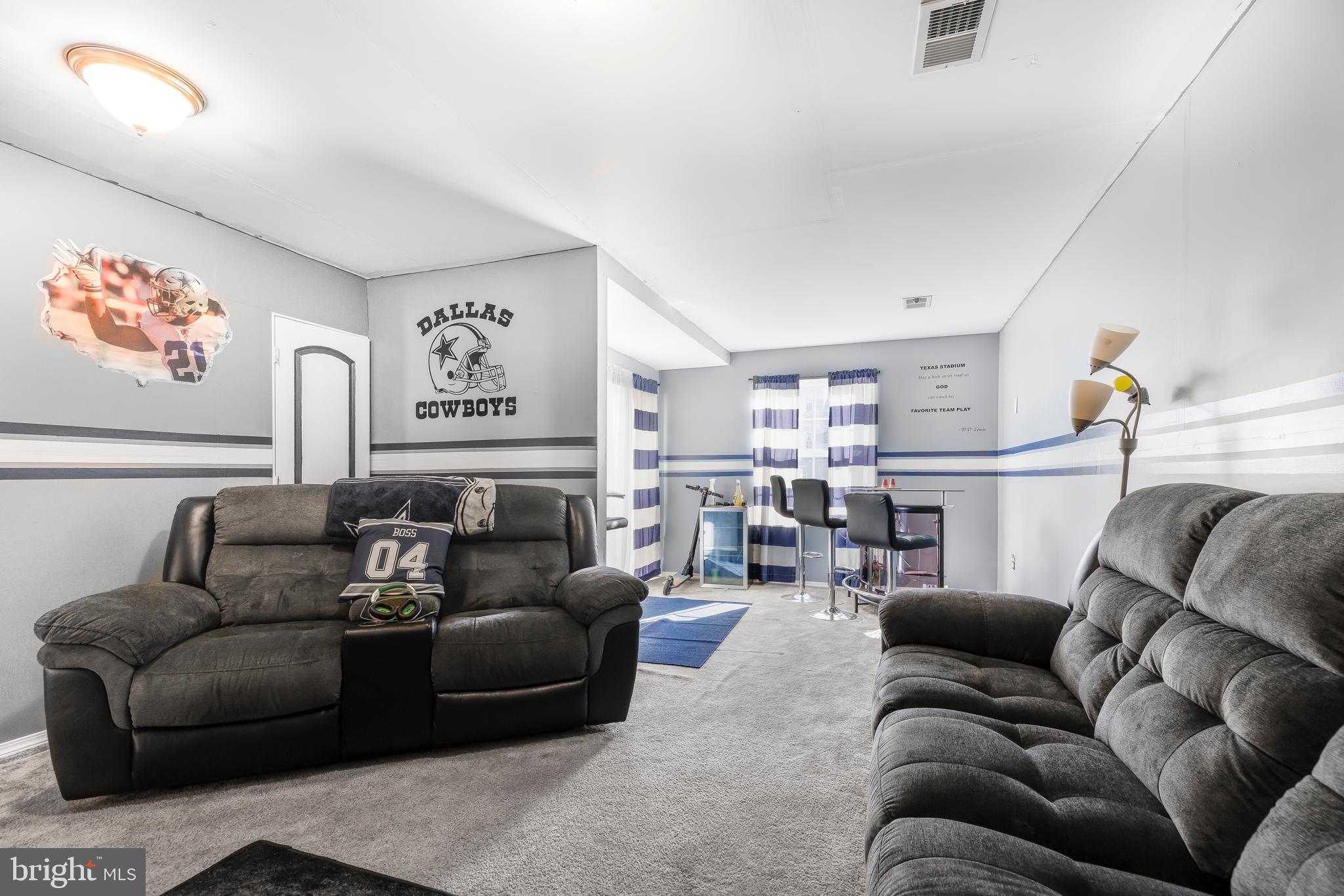 HYETTS CROSSING - Residential