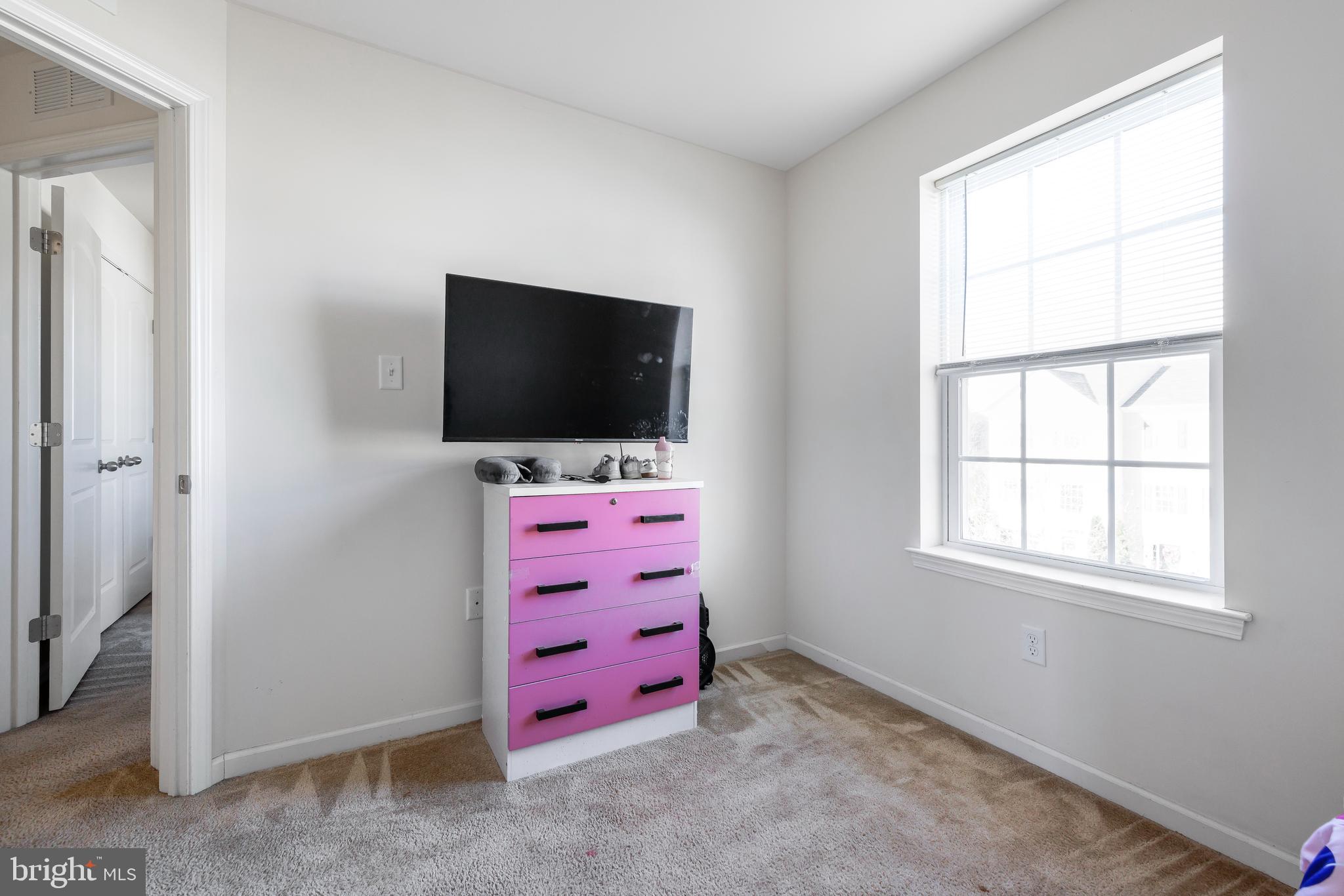 HYETTS CROSSING - Residential