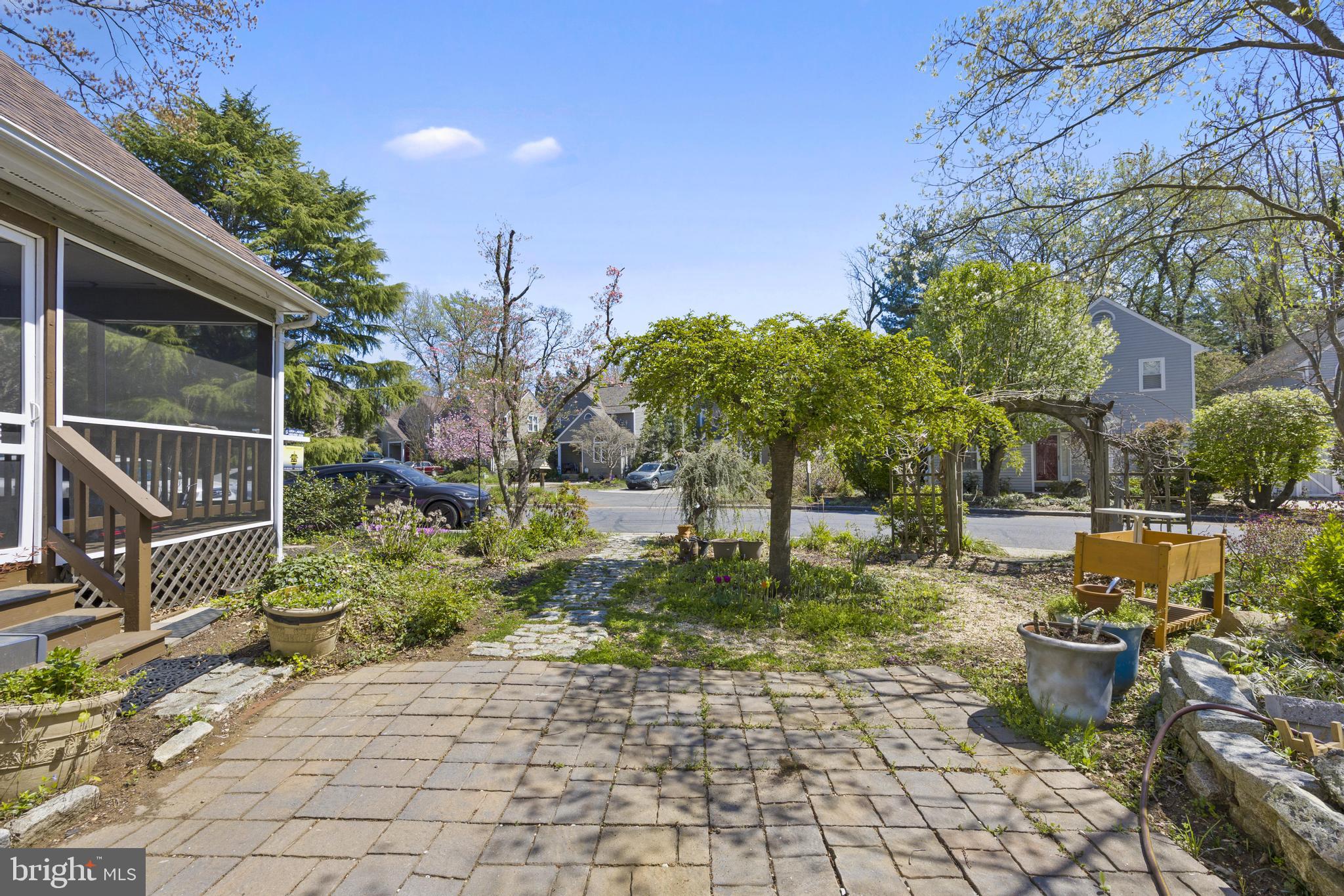 SOUTHWOODS - Residential