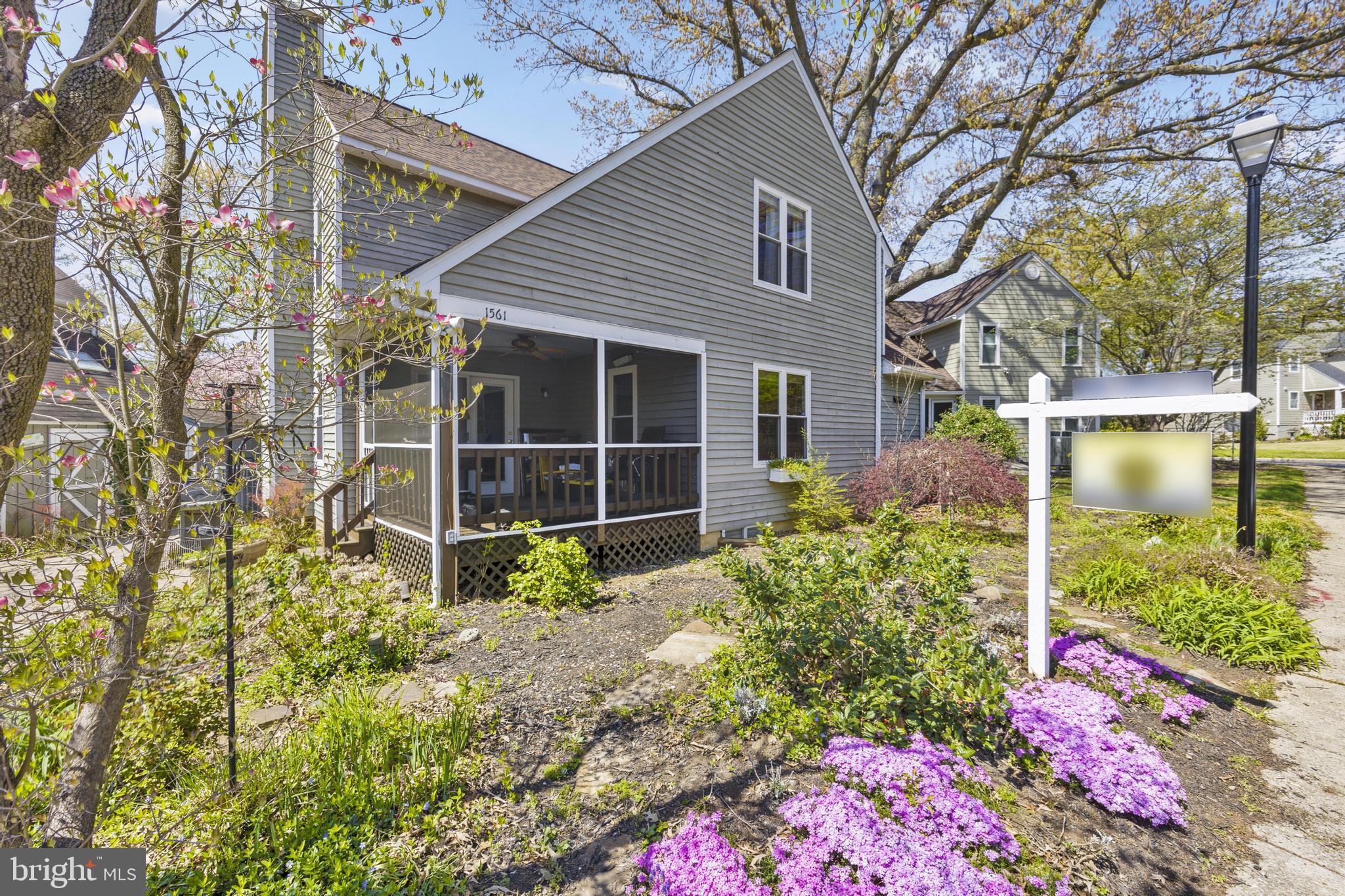 SOUTHWOODS - Residential