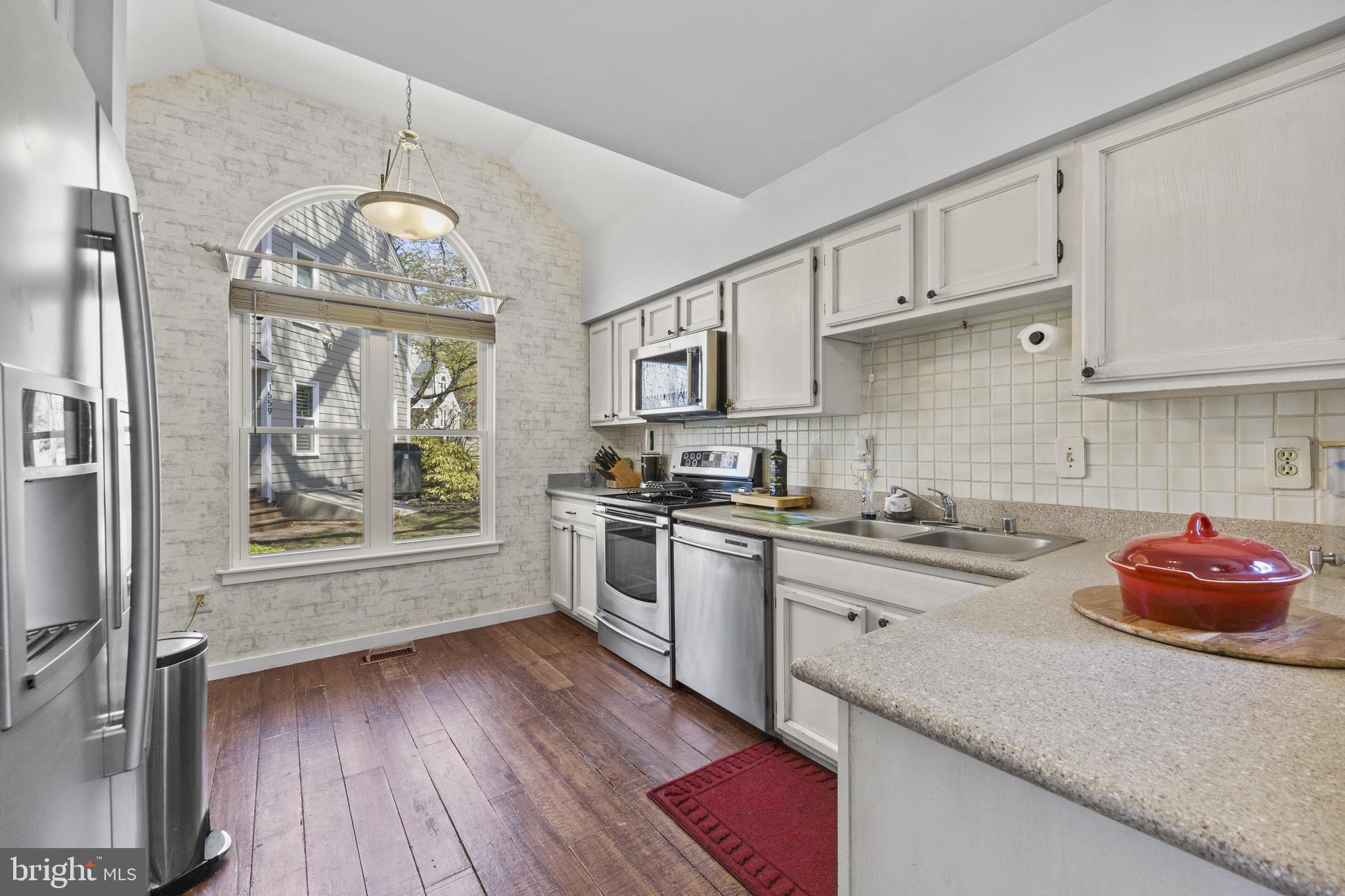 SOUTHWOODS - Residential
