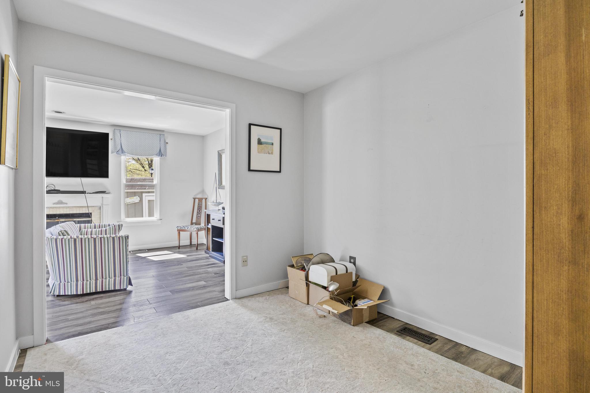 SOUTHWOODS - Residential