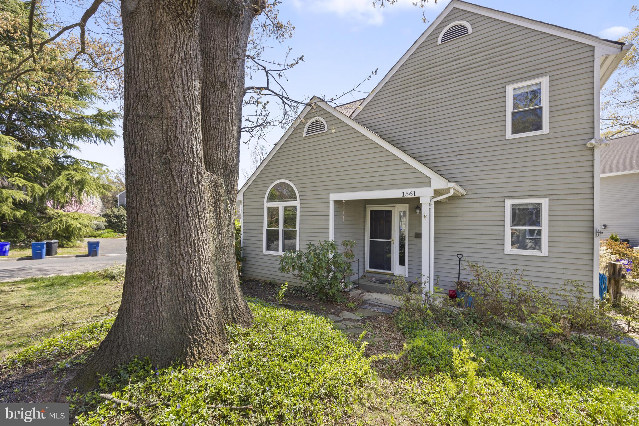 SOUTHWOODS - Residential
