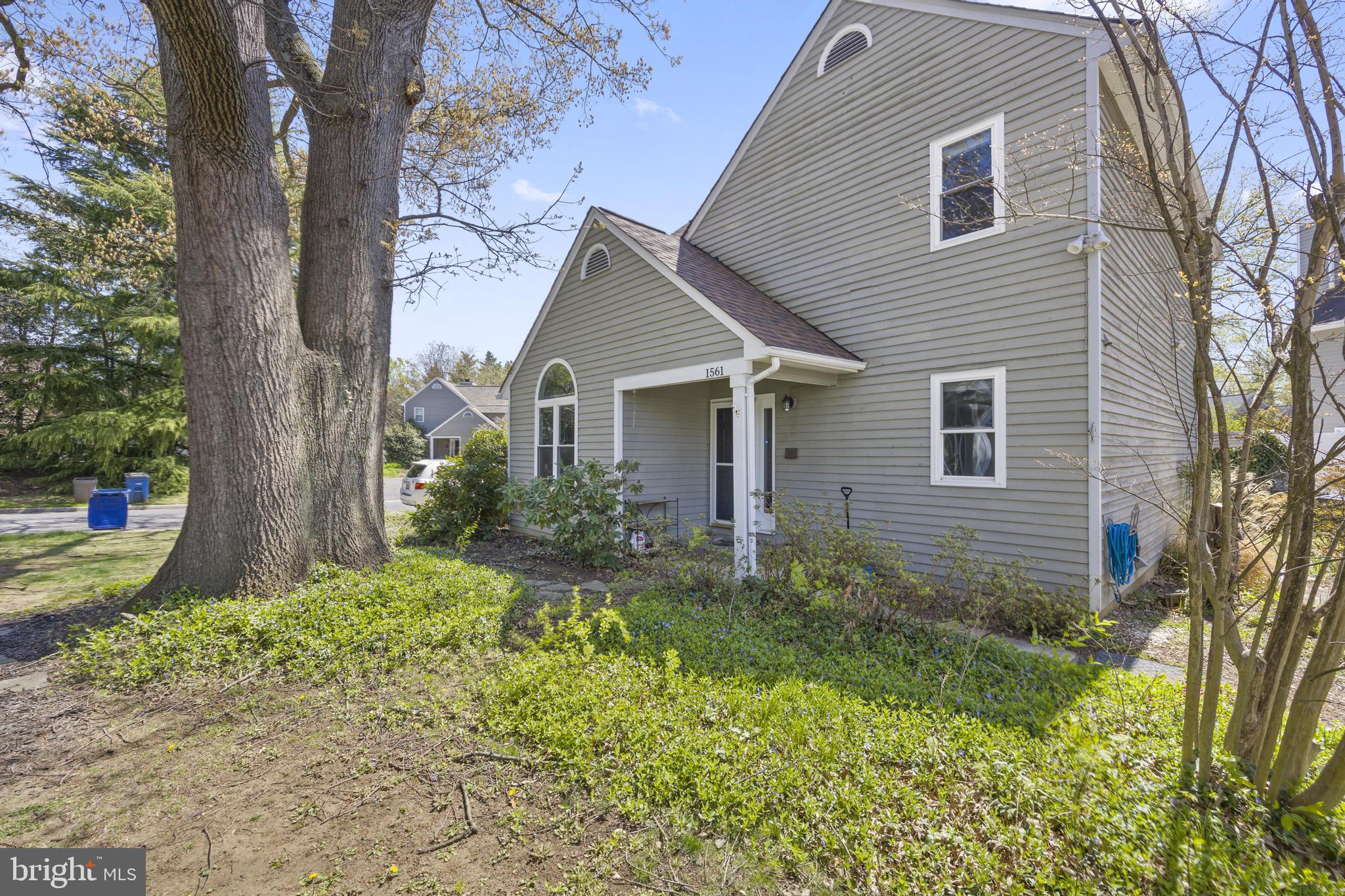 SOUTHWOODS - Residential