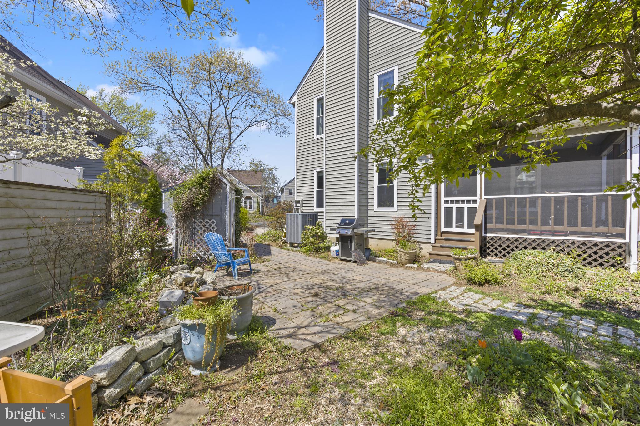 SOUTHWOODS - Residential