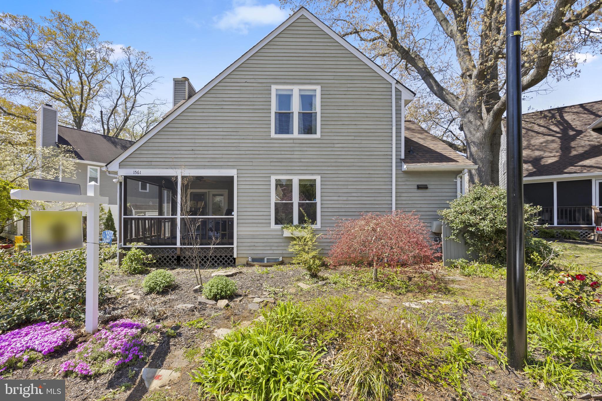 SOUTHWOODS - Residential