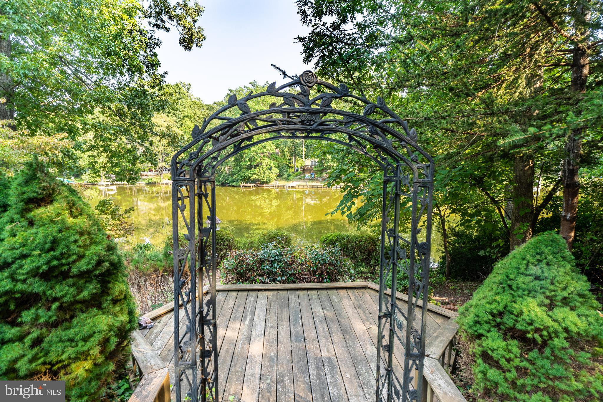 LAKE OF THE WOODS - Residential