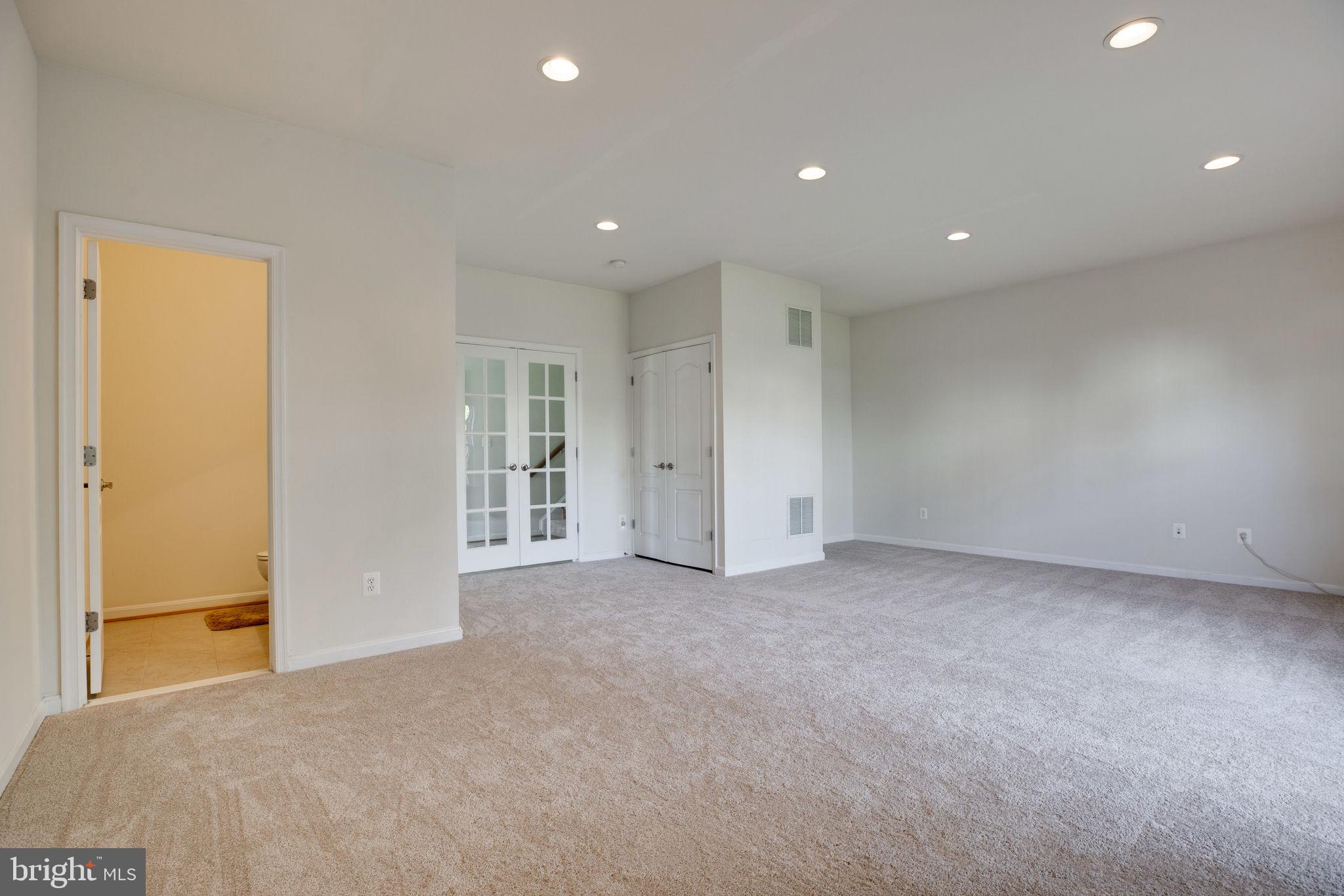 STONE RIDGE SOUTH - Residential