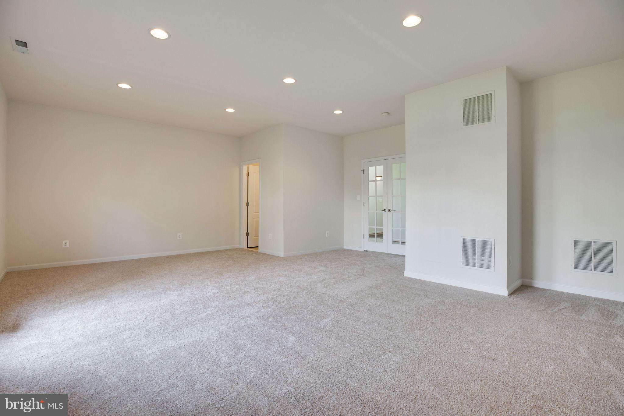 STONE RIDGE SOUTH - Residential