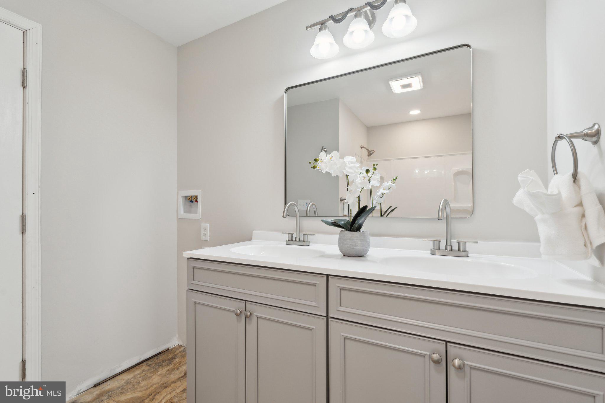 WINCHESTER CITY - Residential