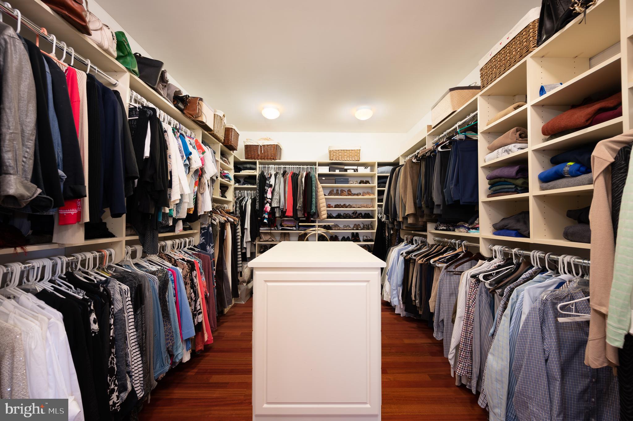 CENTREVILLE RESERV - Residential