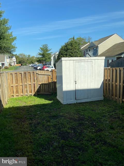 BROOKWOOD - Residential Lease