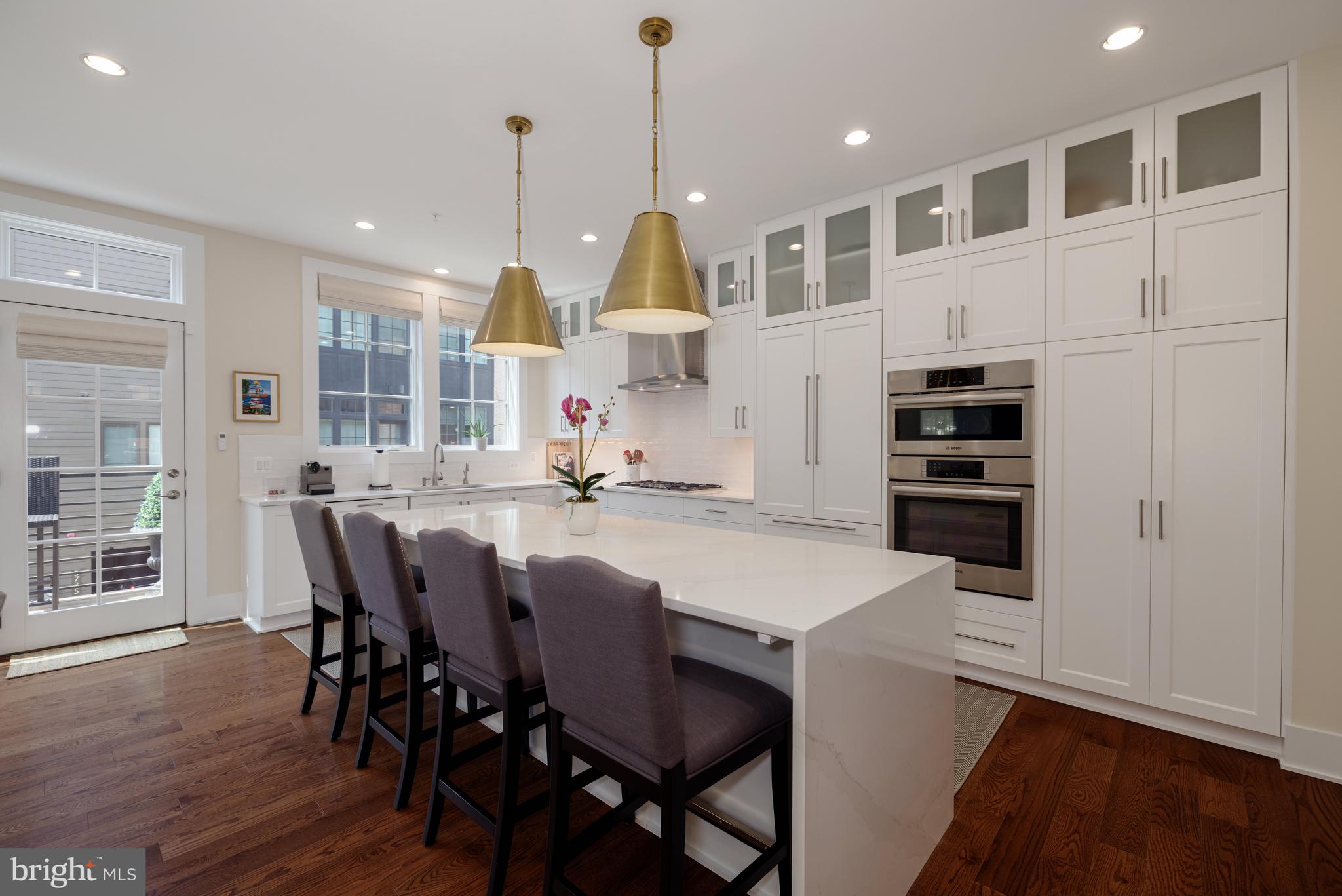 CHEVY CHASE - Residential