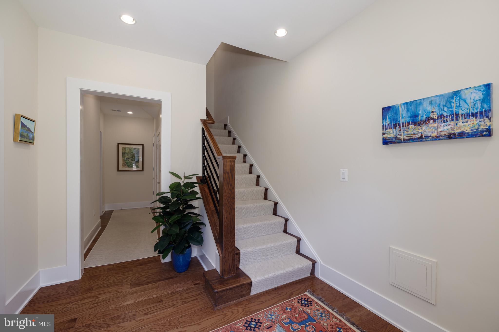 CHEVY CHASE - Residential