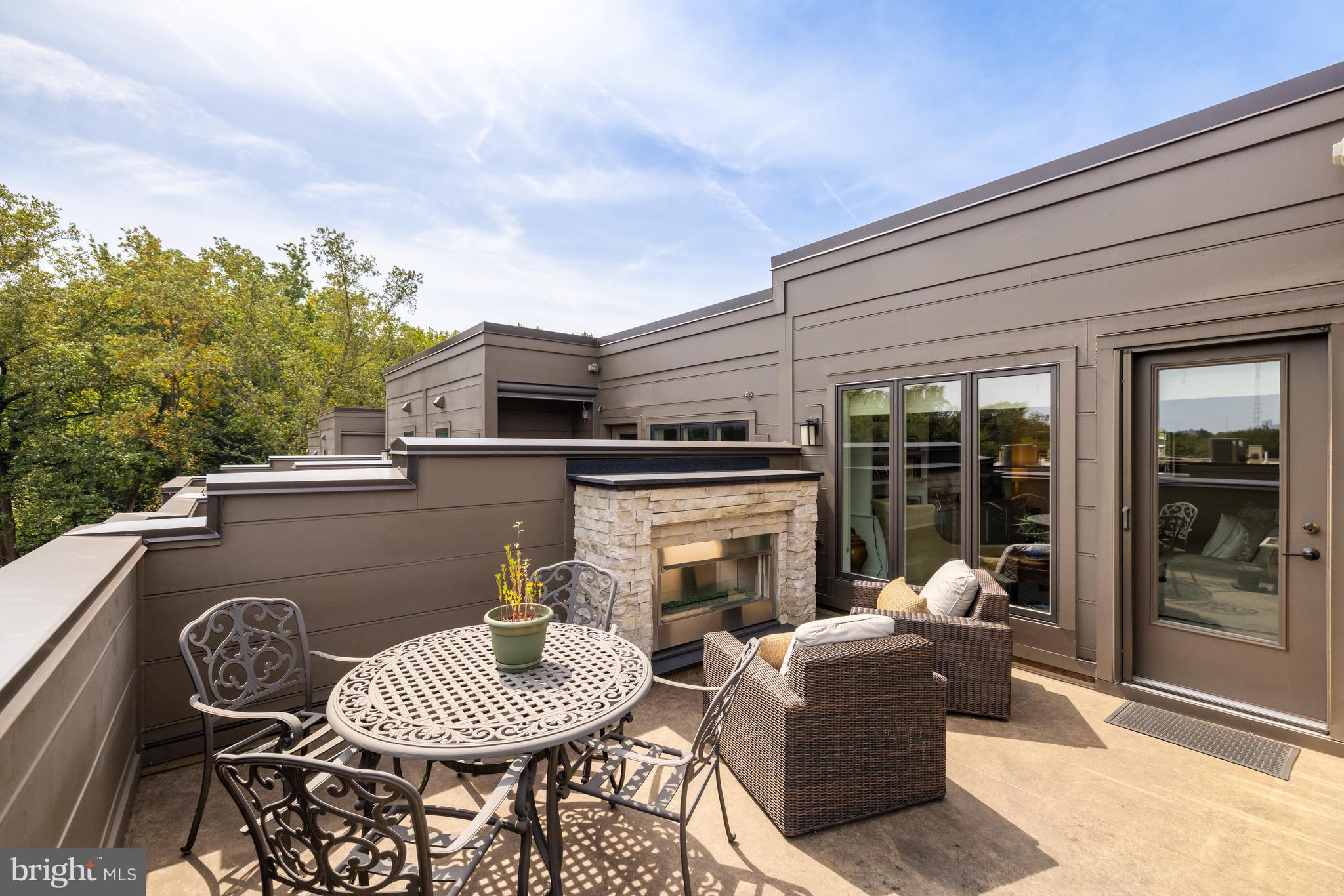 CHEVY CHASE - Residential