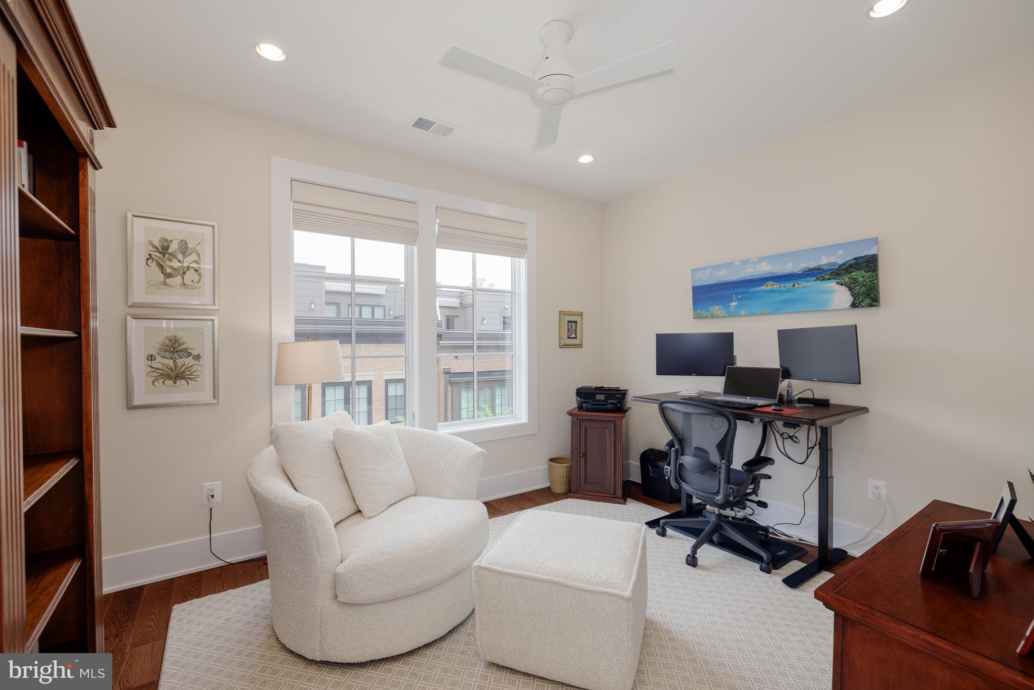 CHEVY CHASE - Residential