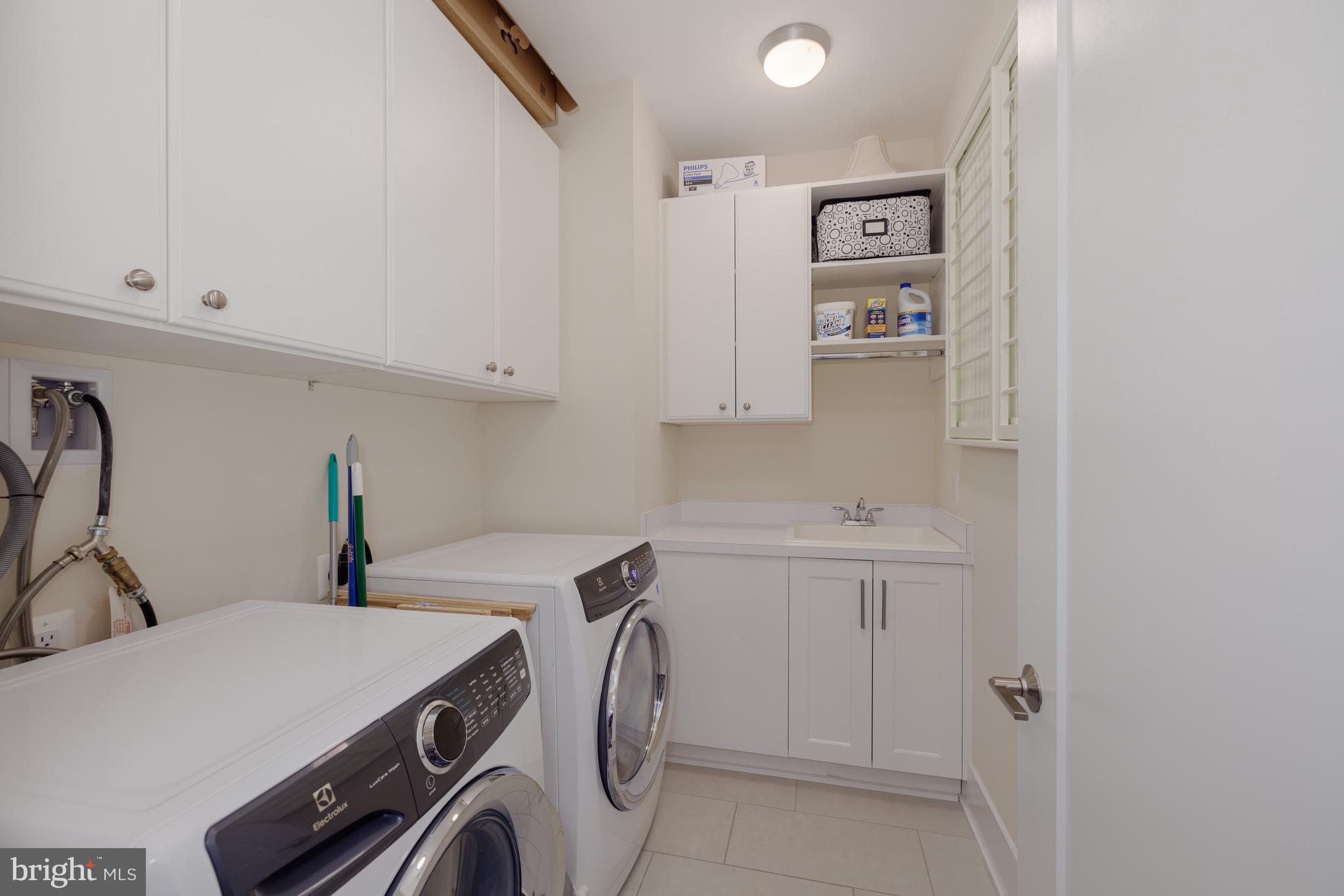 CHEVY CHASE - Residential