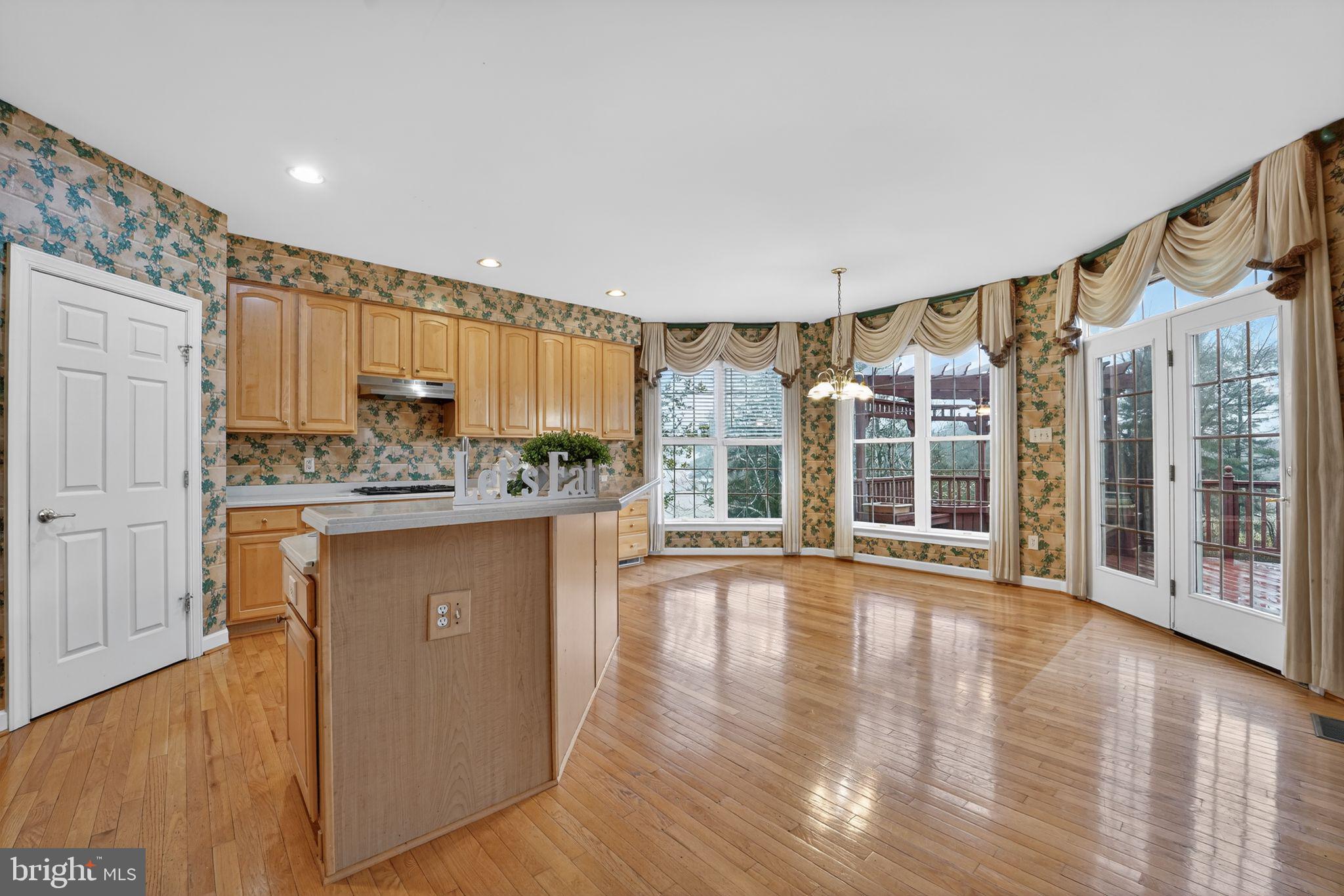 WESTWINDS - Residential