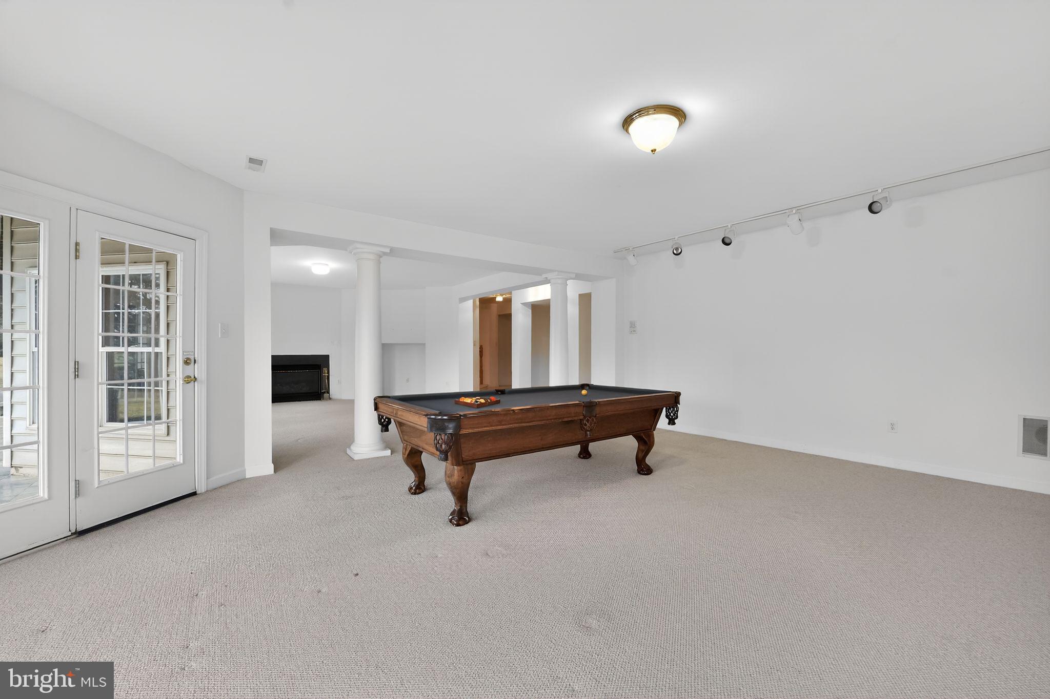 WESTWINDS - Residential