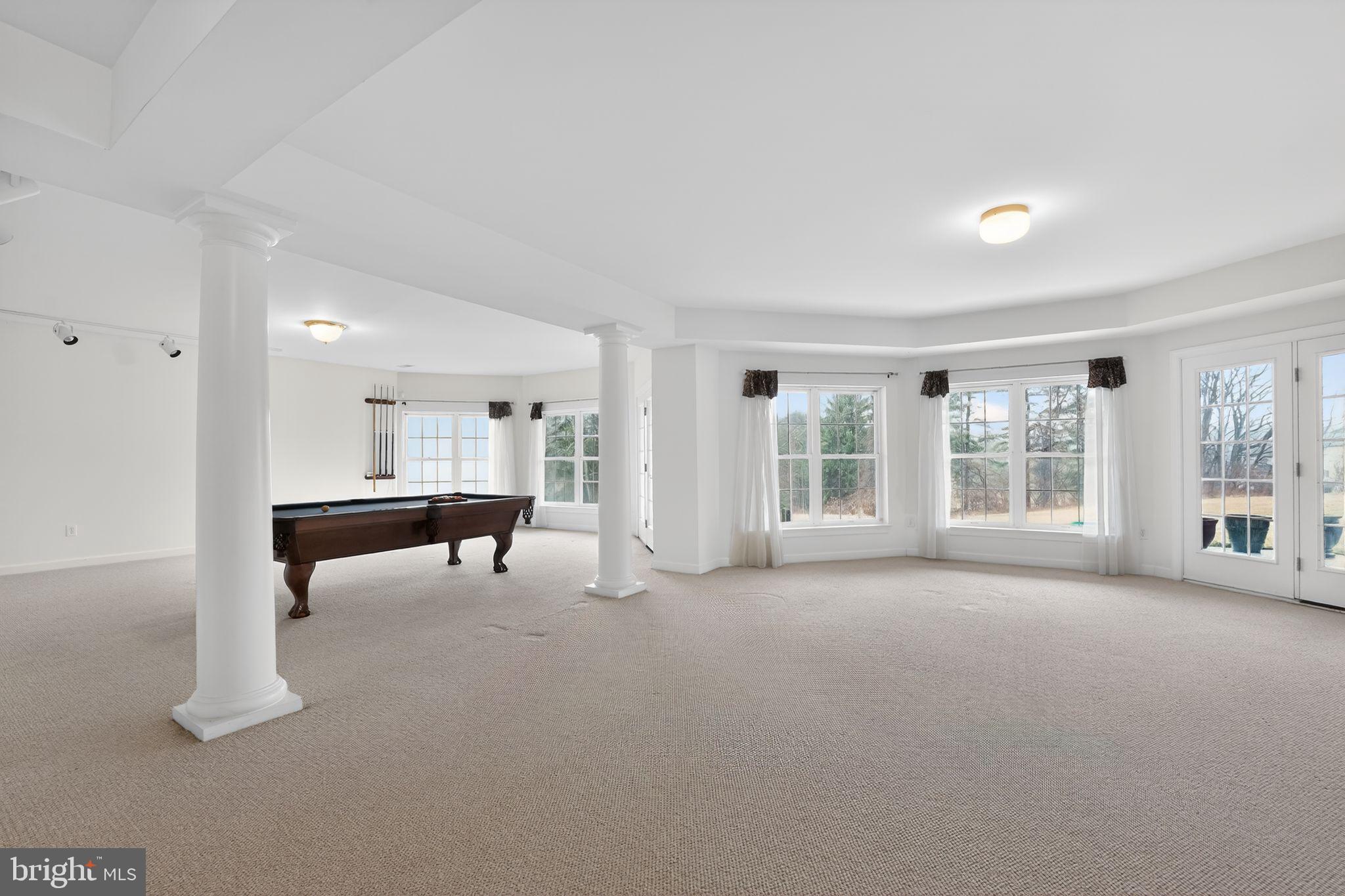 WESTWINDS - Residential