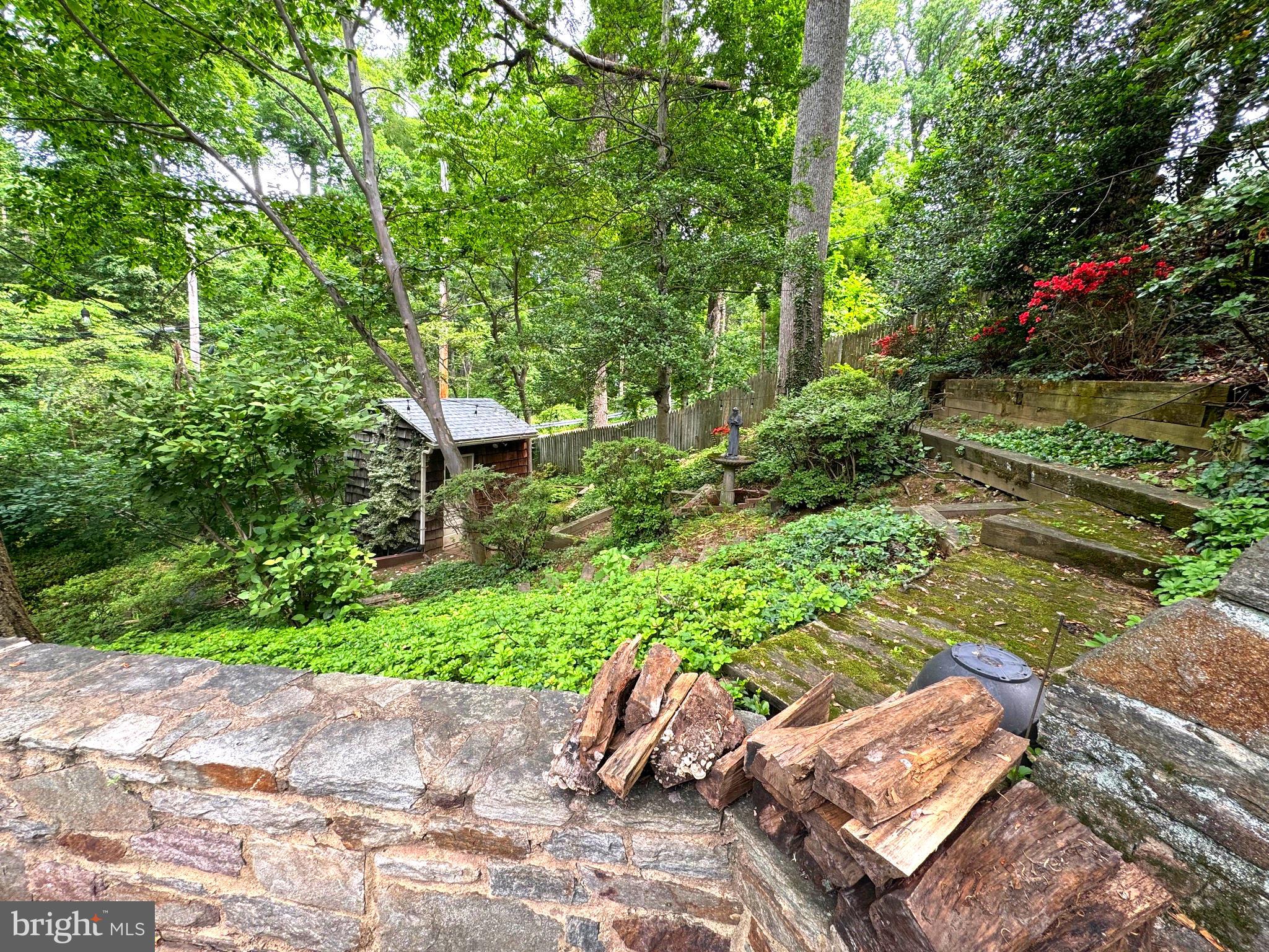 302 DIXIE DRIVE