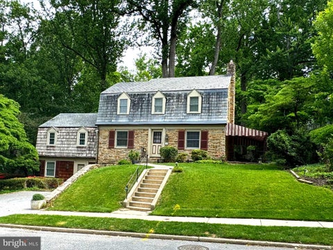Homes For Sale - 302 Dixie Drive<br/> BALTIMORE, MD 21204