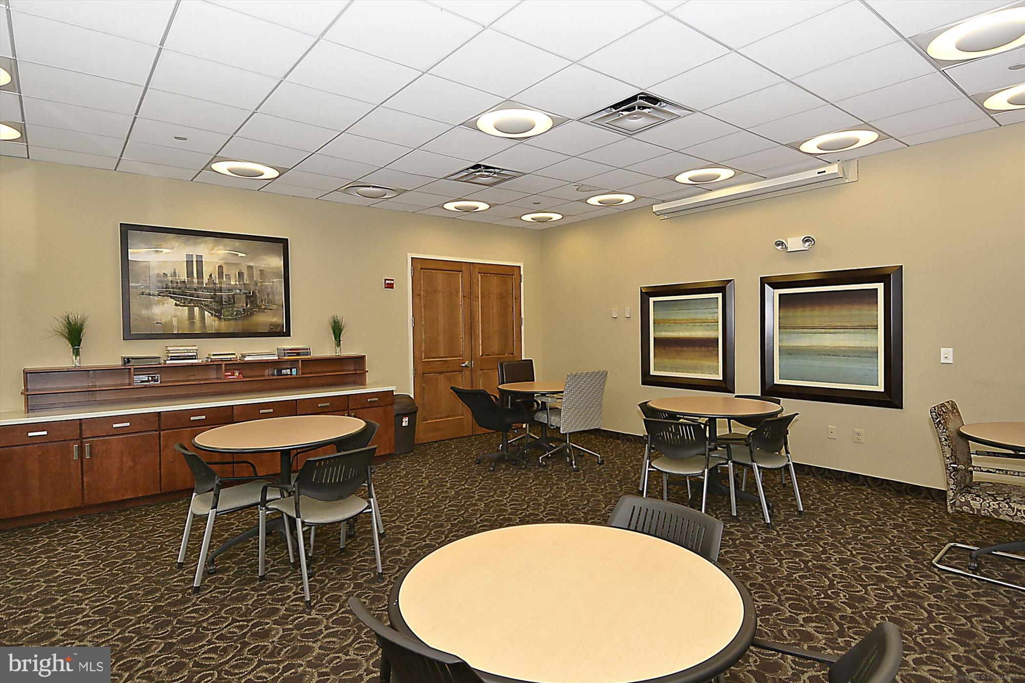 POTOMAC CLUB - Residential Lease