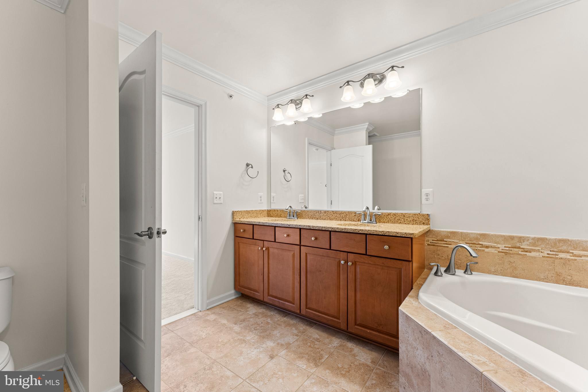 POTOMAC CLUB - Residential Lease