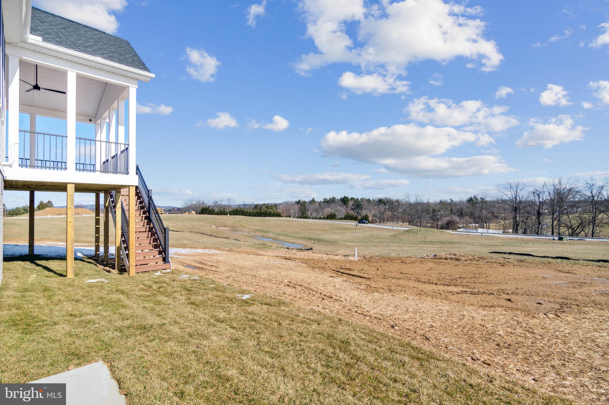 THORNBURY HUNT II - Residential