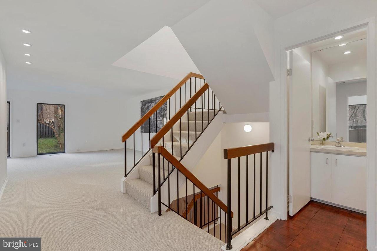 KEENE MILL VILLAGE - Residential Lease