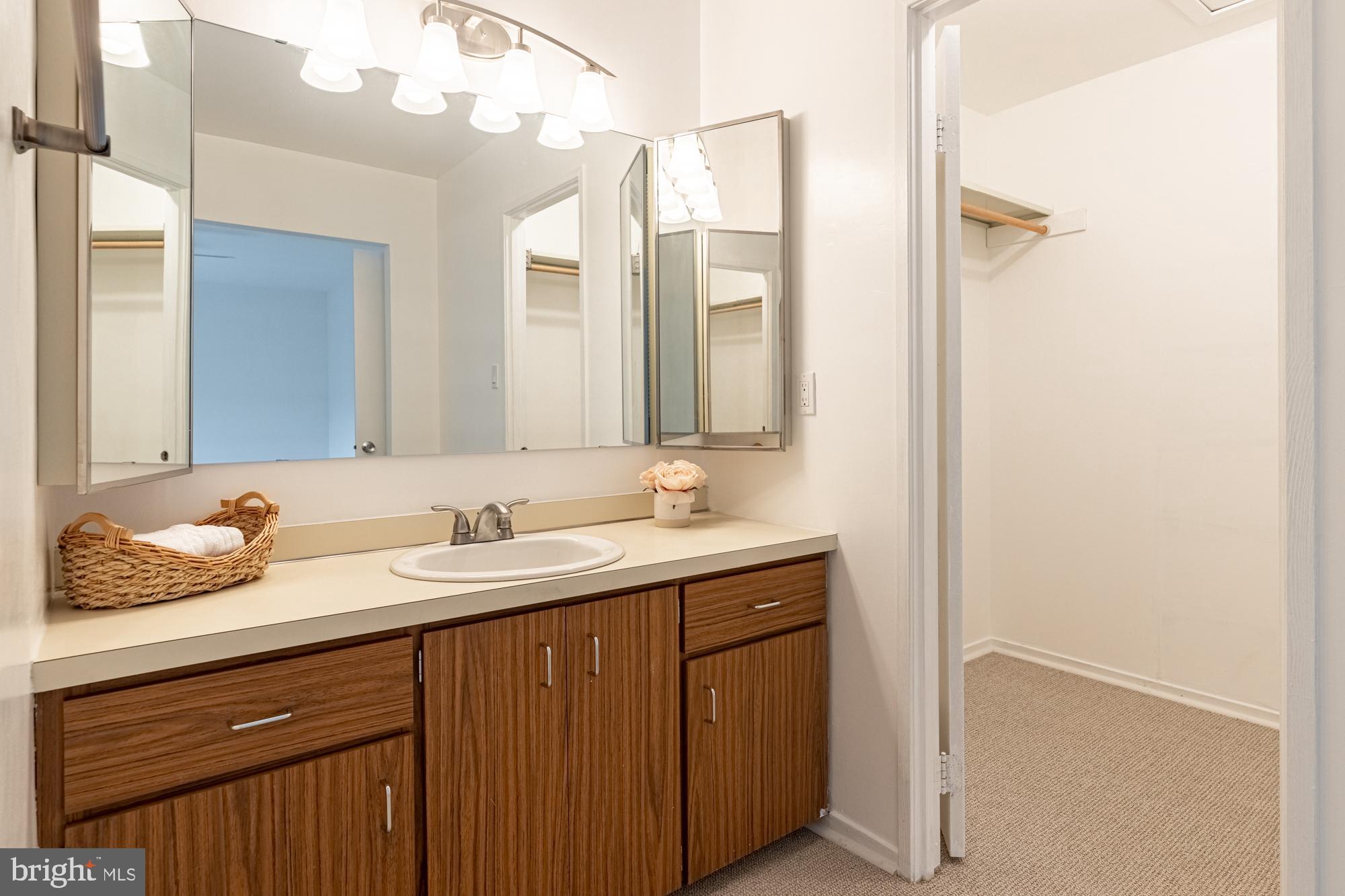 KEENE MILL VILLAGE - Residential Lease