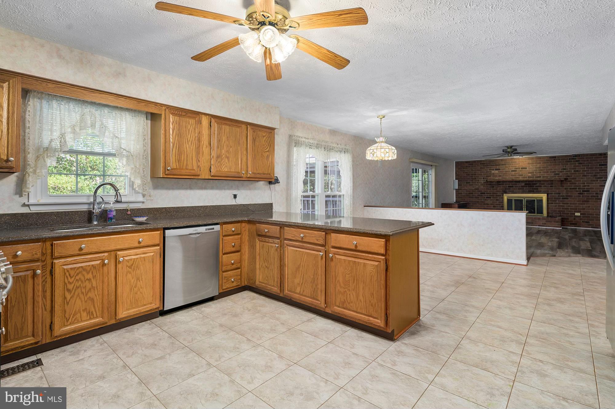 WOODBRIDGE FOREST - Residential Lease