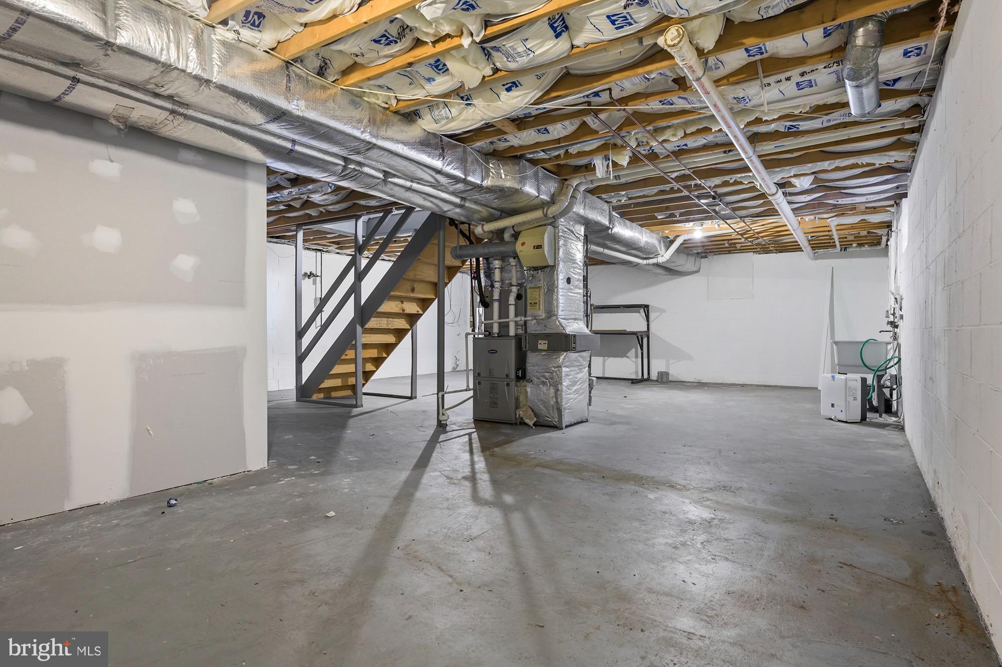 WOODBRIDGE FOREST - Residential Lease