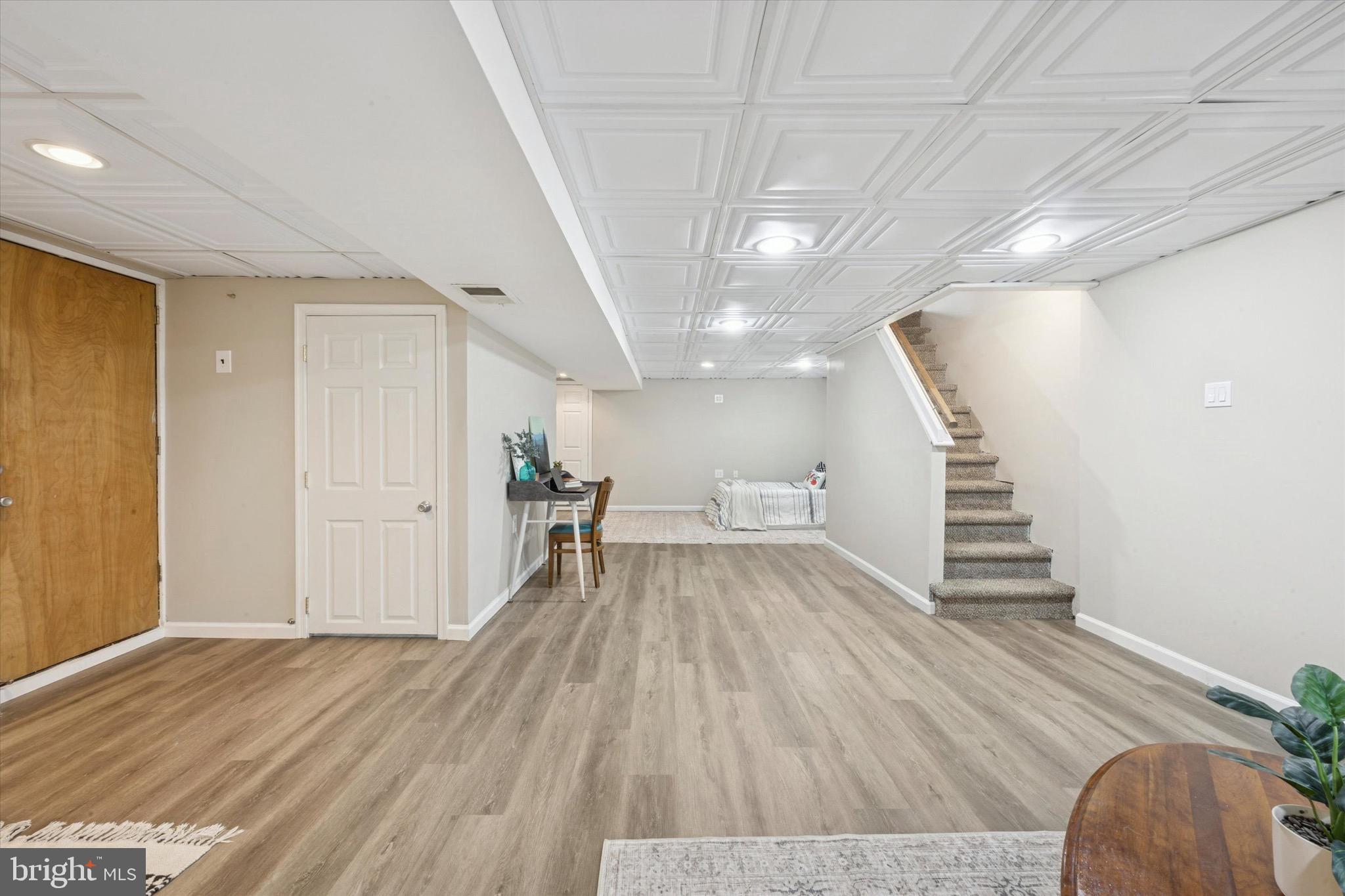 LEEDOM ESTS - Residential