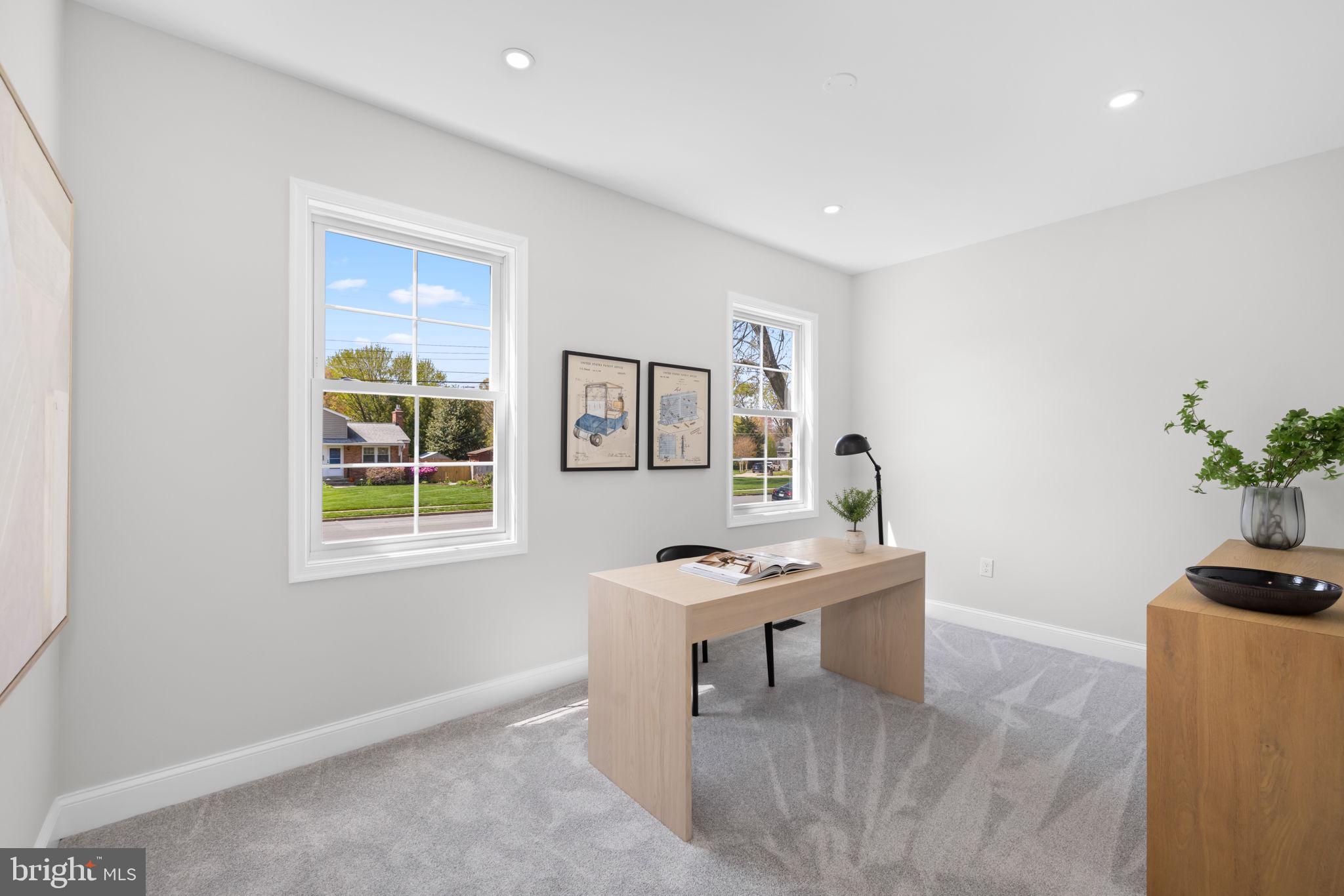 WAYNEWOOD - Residential