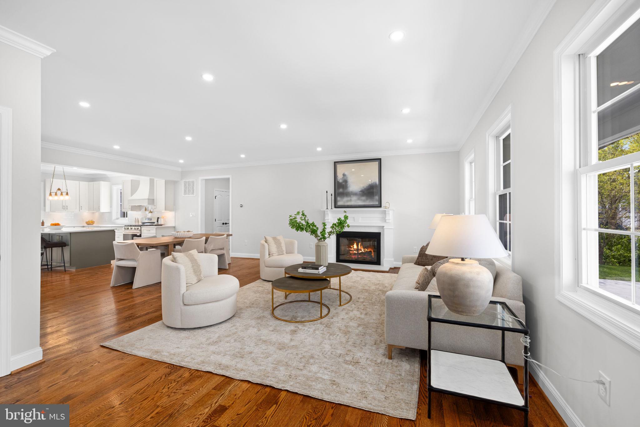 WAYNEWOOD - Residential