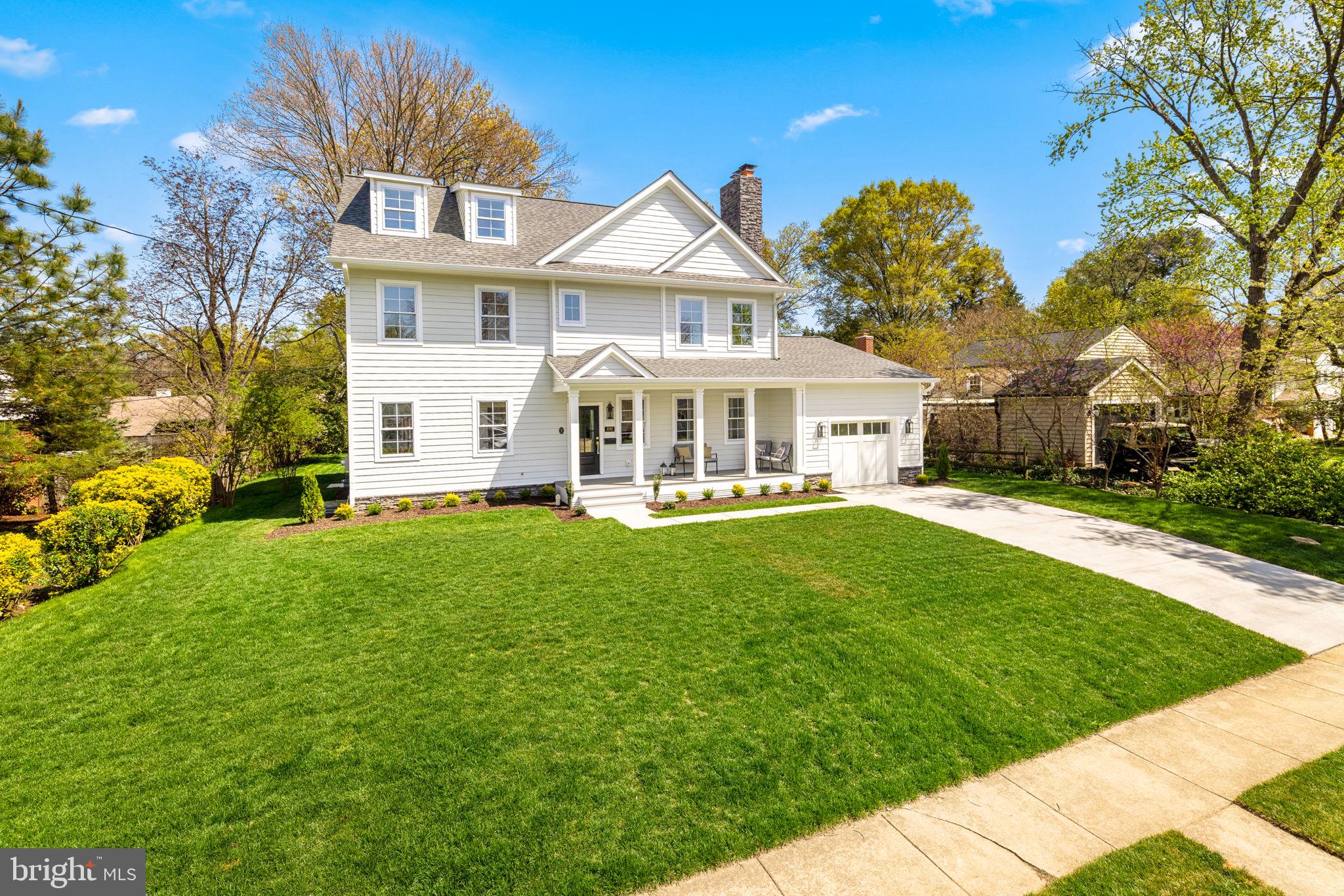 WAYNEWOOD - Residential