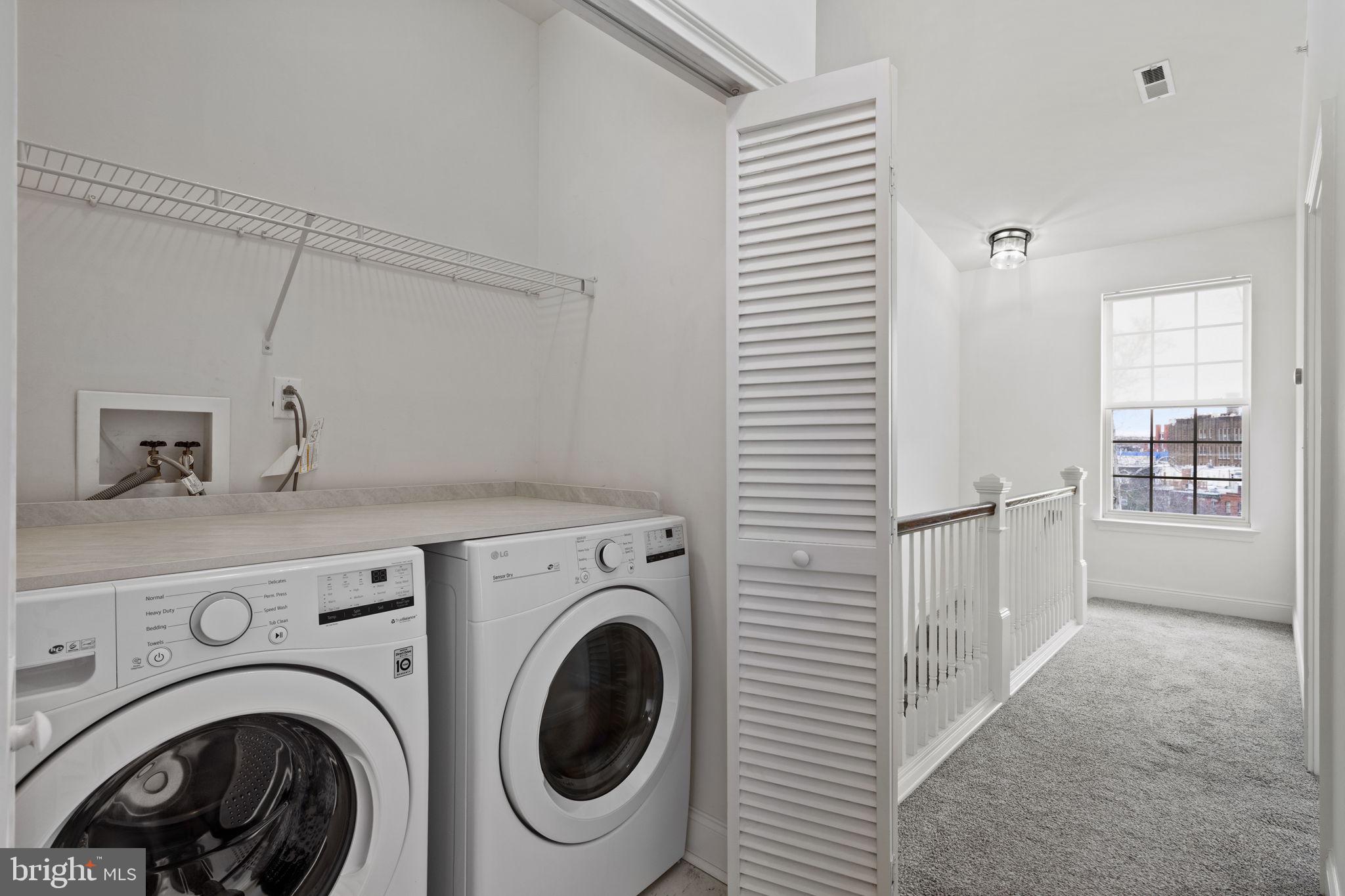 NAVAL SQUARE - Residential