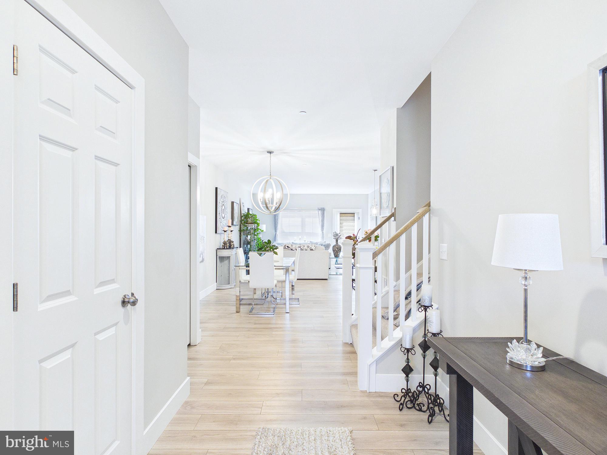 1812 SHADY LANE