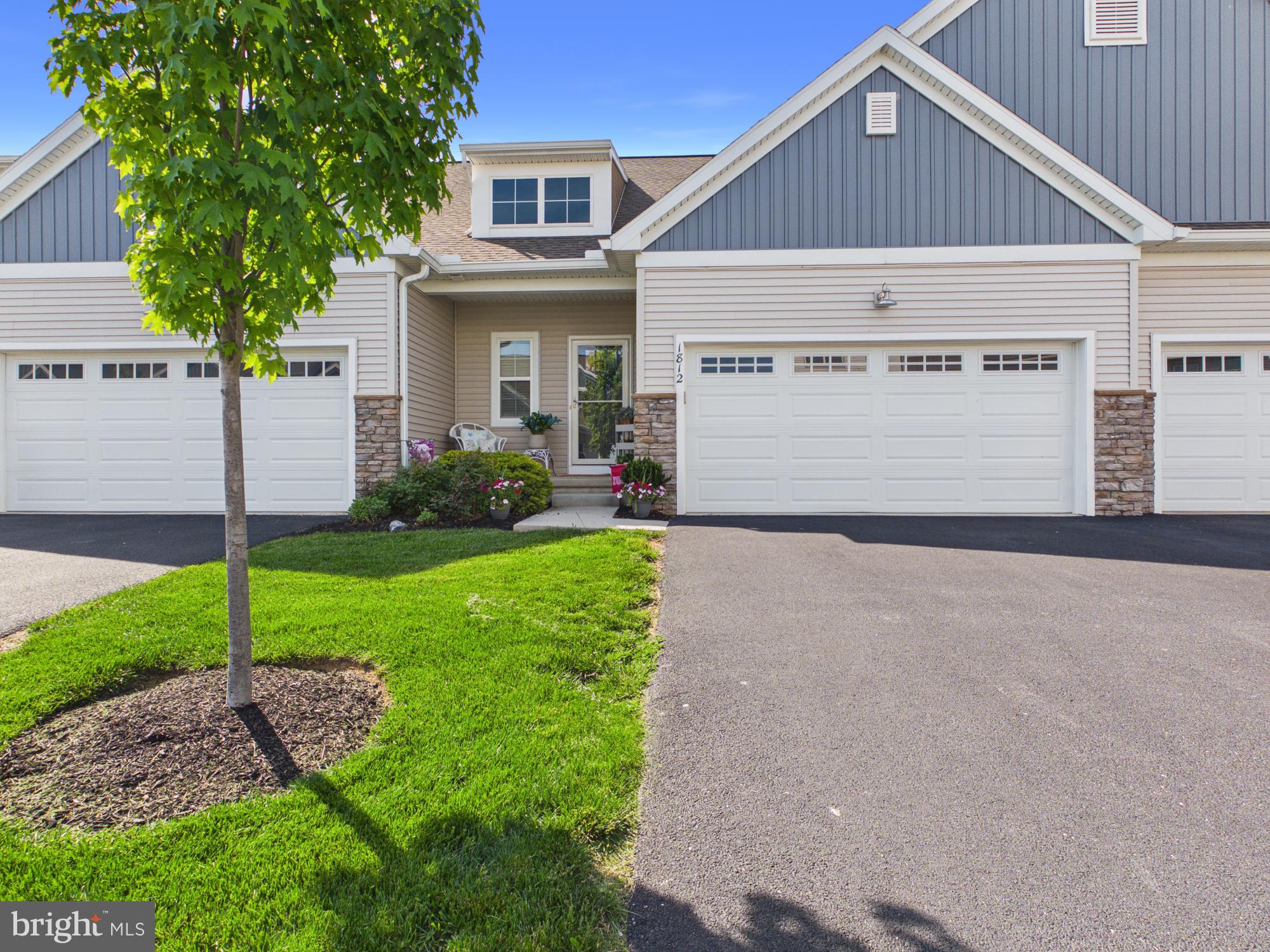 1812 SHADY LANE